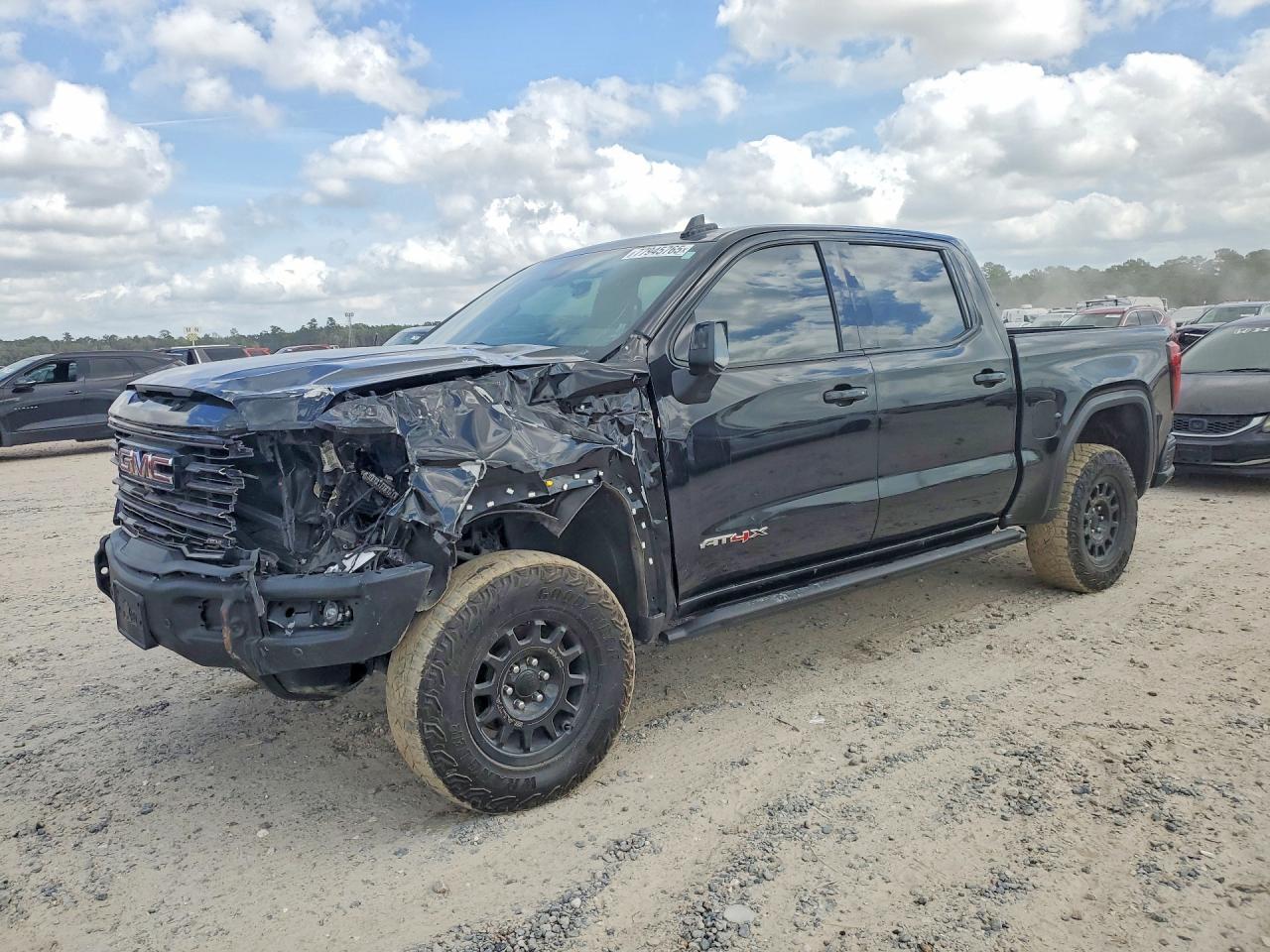 2024 GMC Sierra