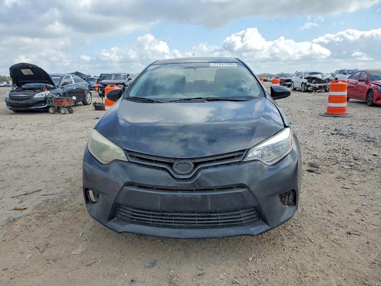2015 TOYOTA COROLLA