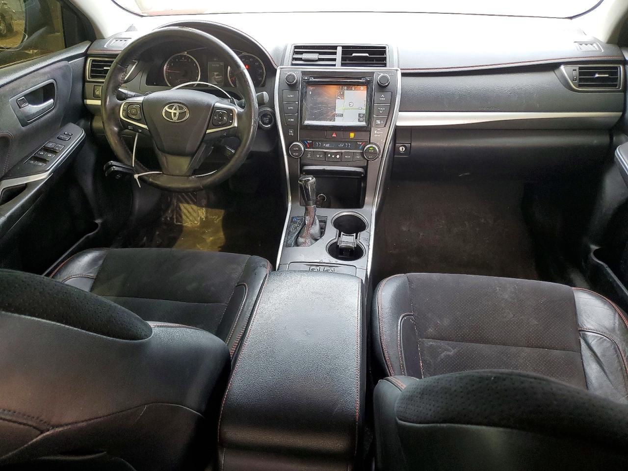 2015 TOYOTA CAMRY