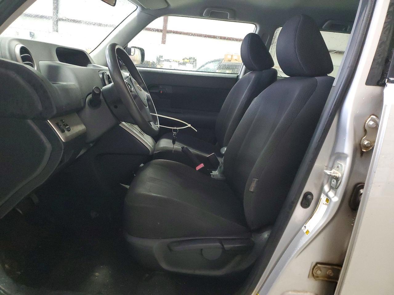 2009 SCION xB