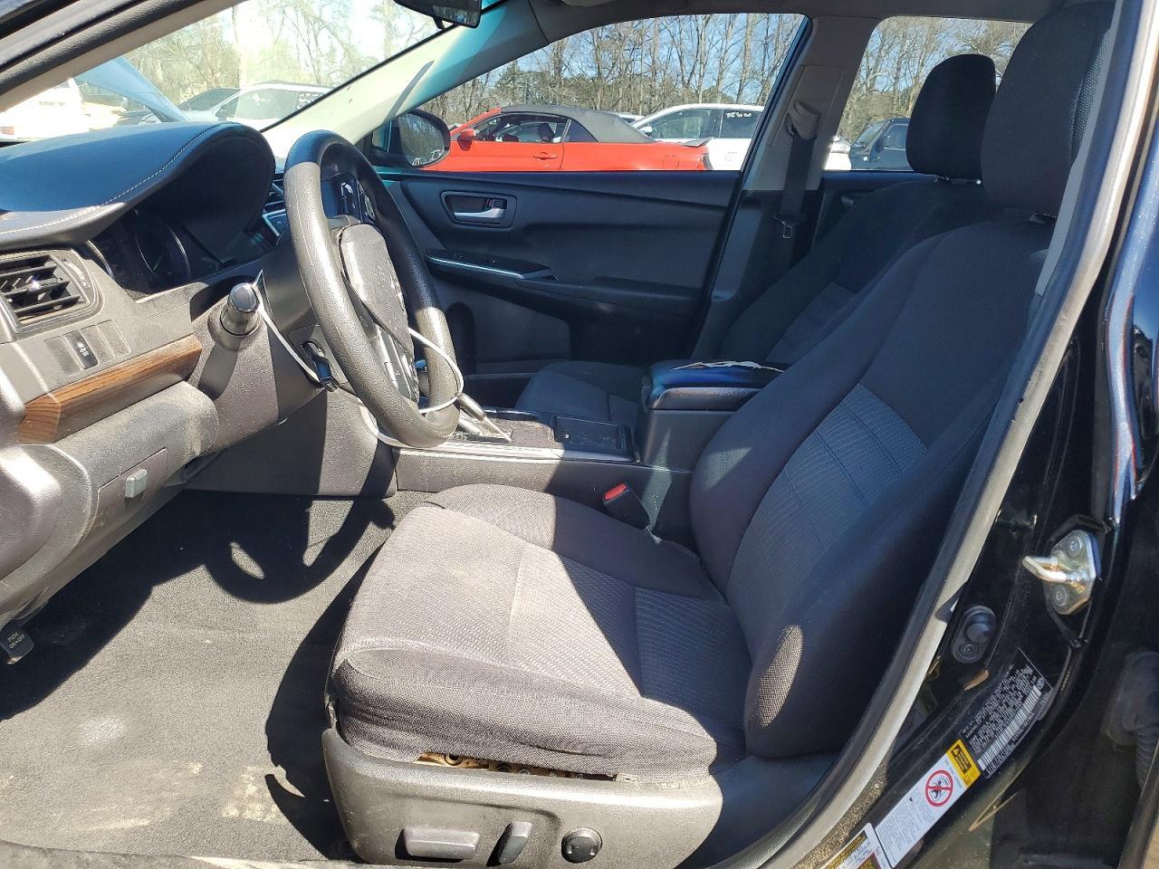2016 TOYOTA CAMRY