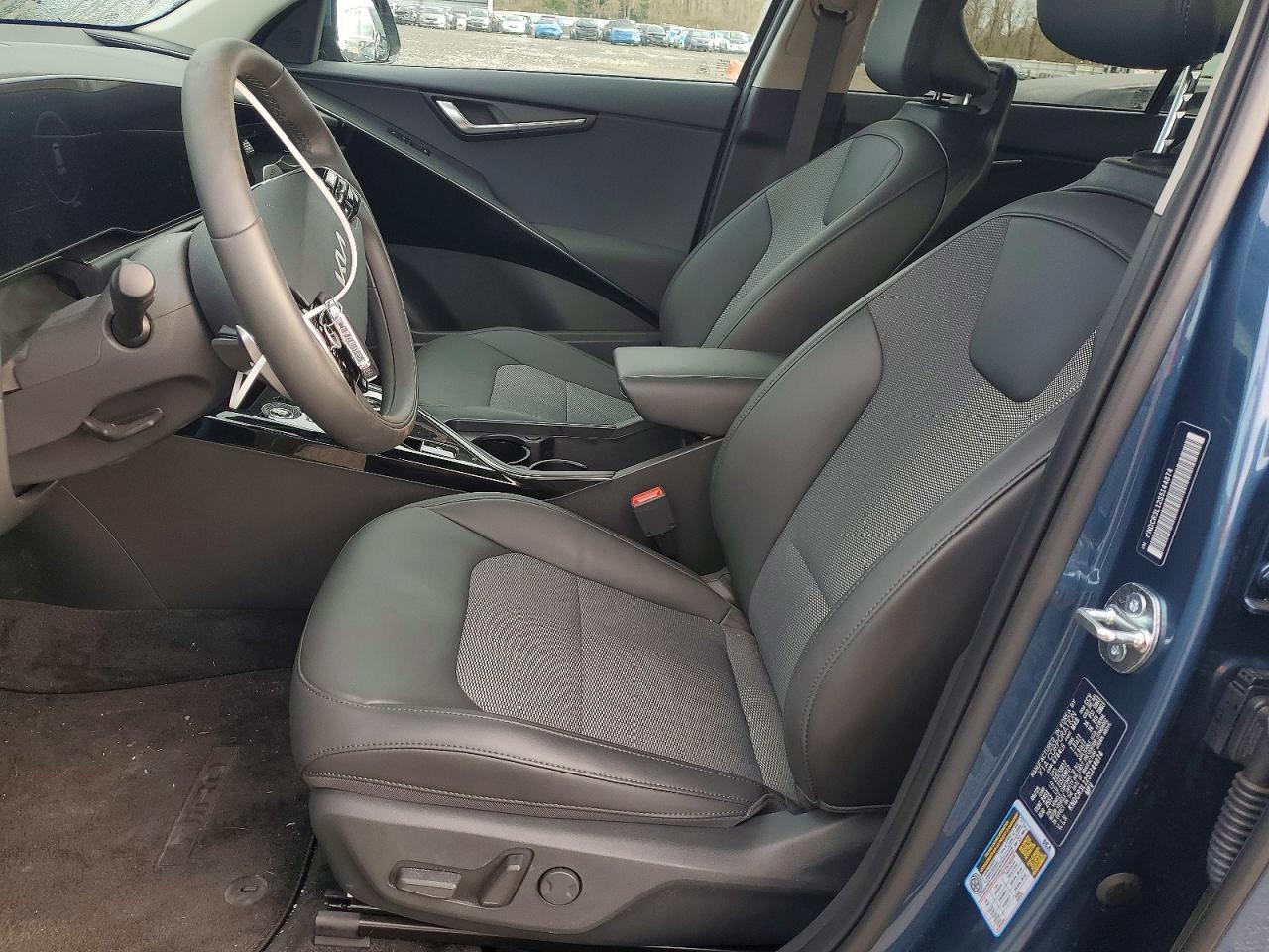 2025 KIA Niro