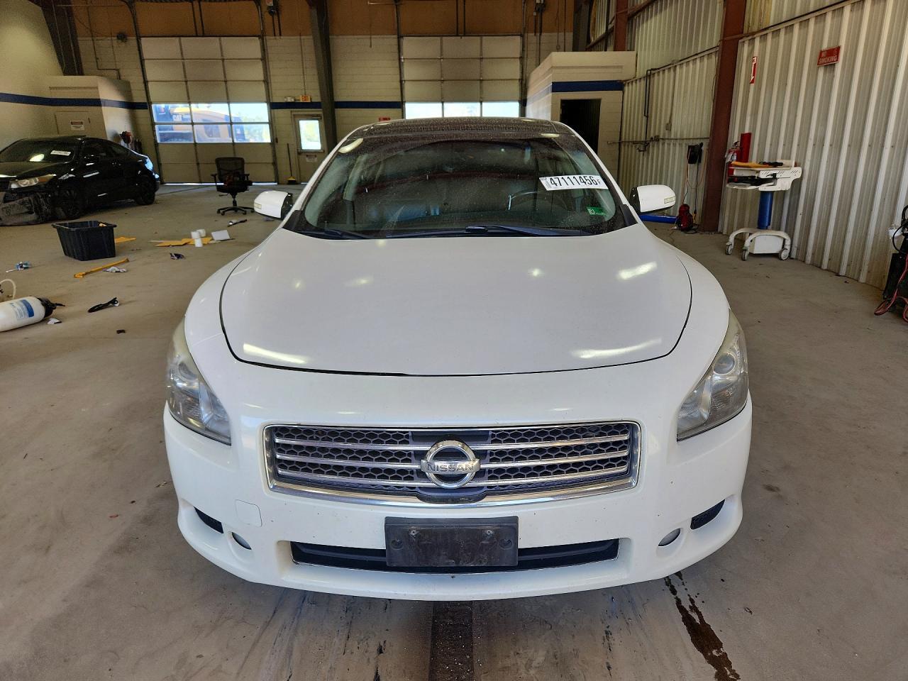 2010 NISSAN Maxima