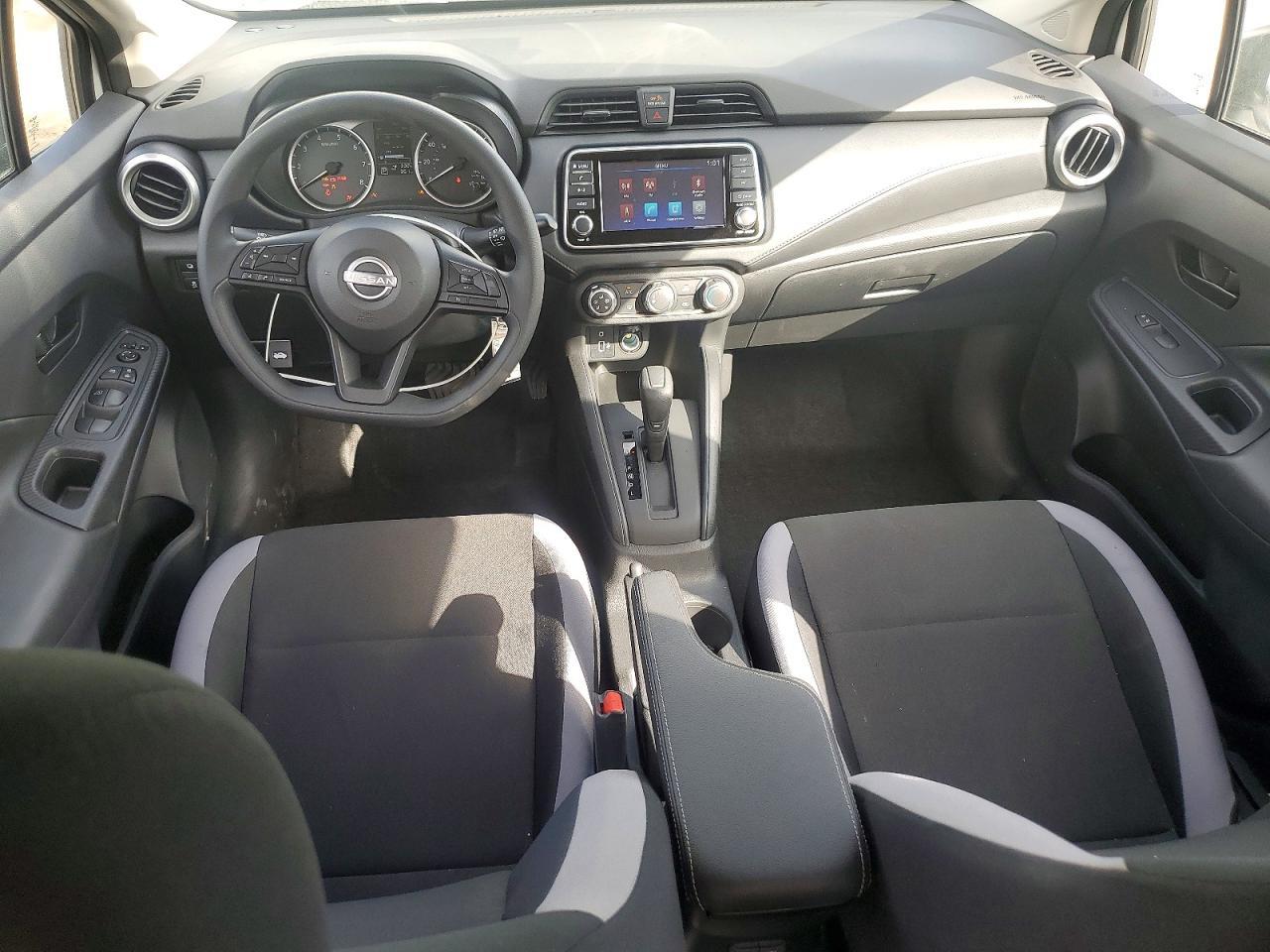 2025 NISSAN VERSA