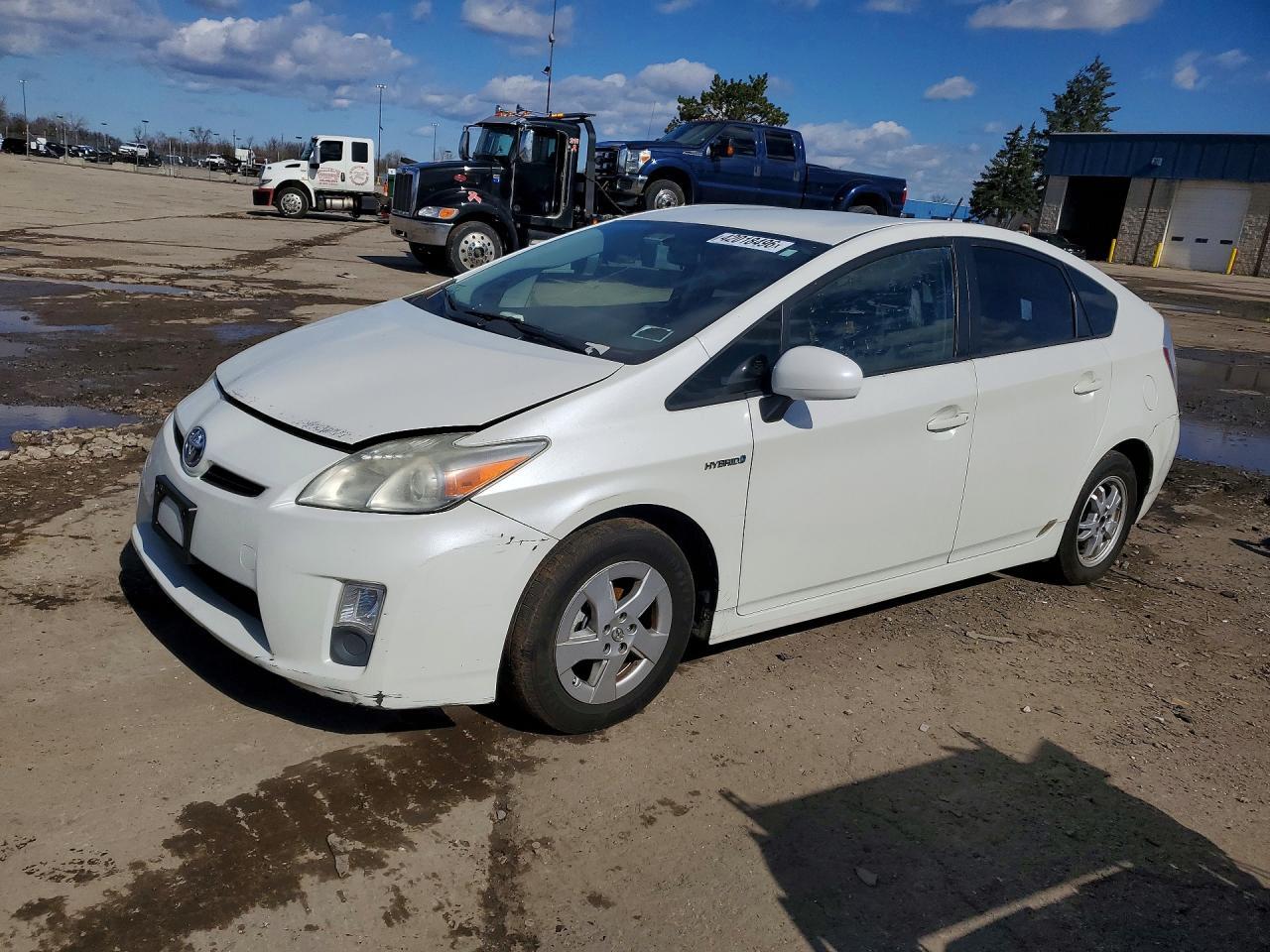 2010 TOYOTA PRIUS