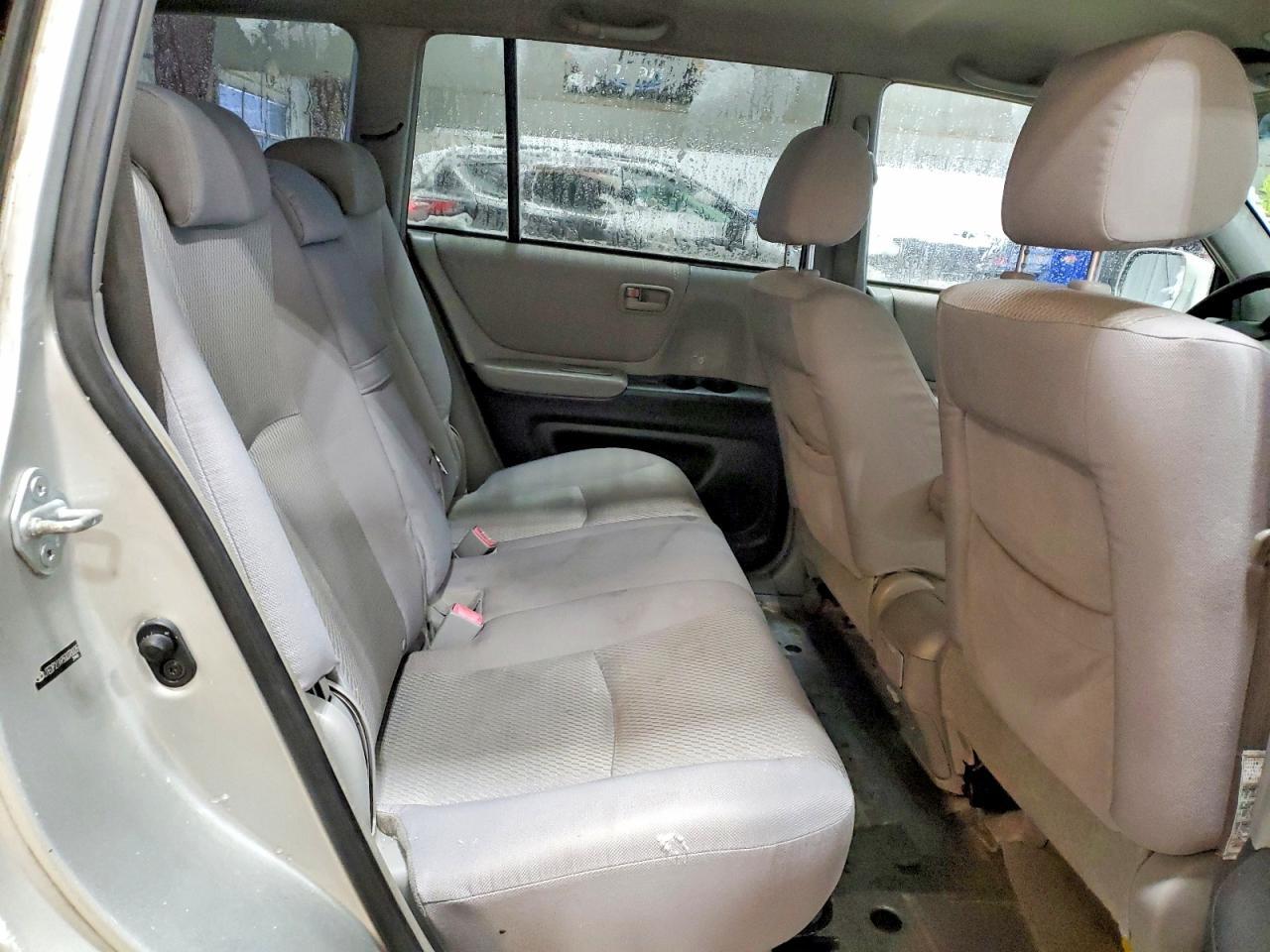 2005 TOYOTA HIGHLANDER