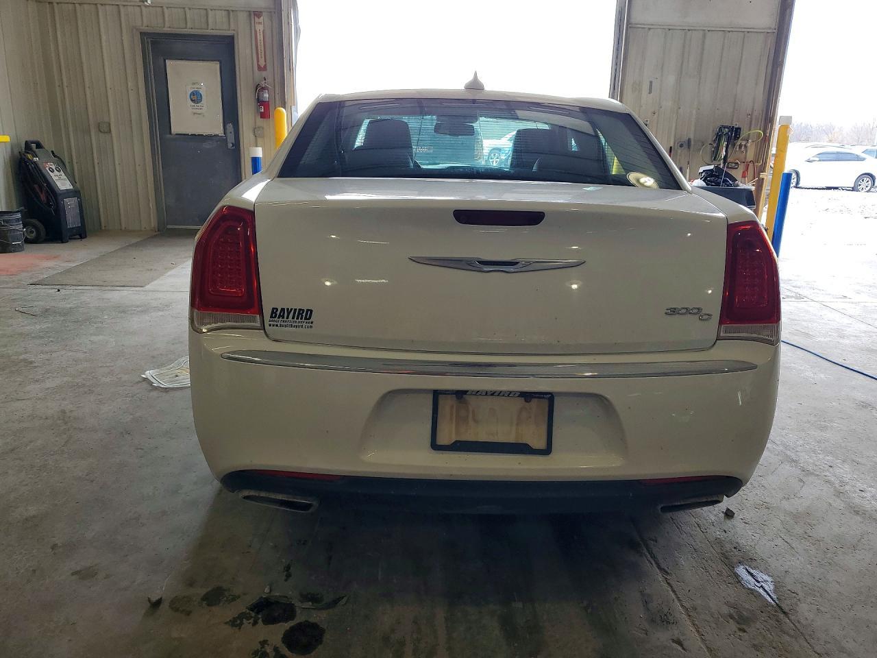 2016 CHRYSLER 300
