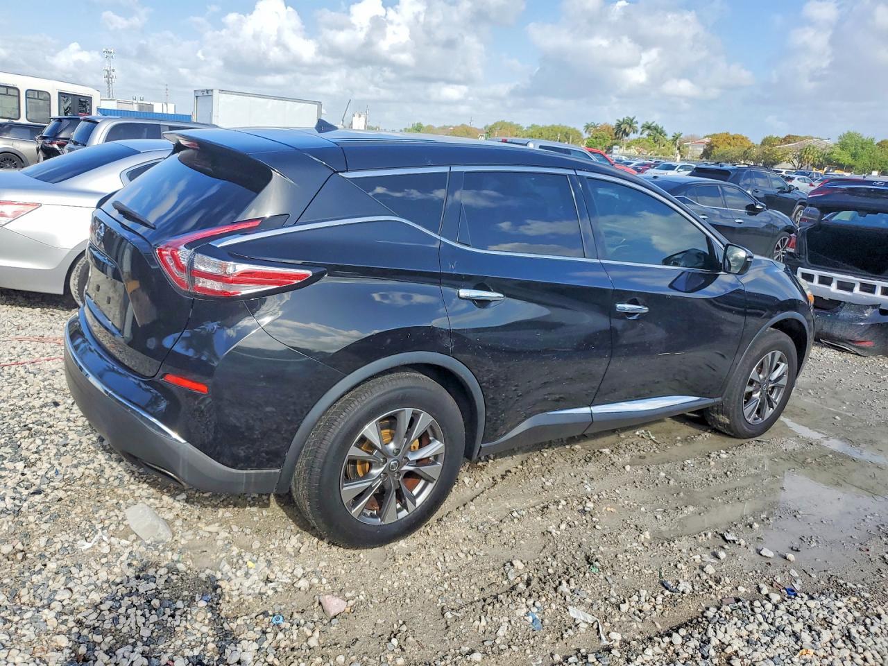 2016 NISSAN MURANO