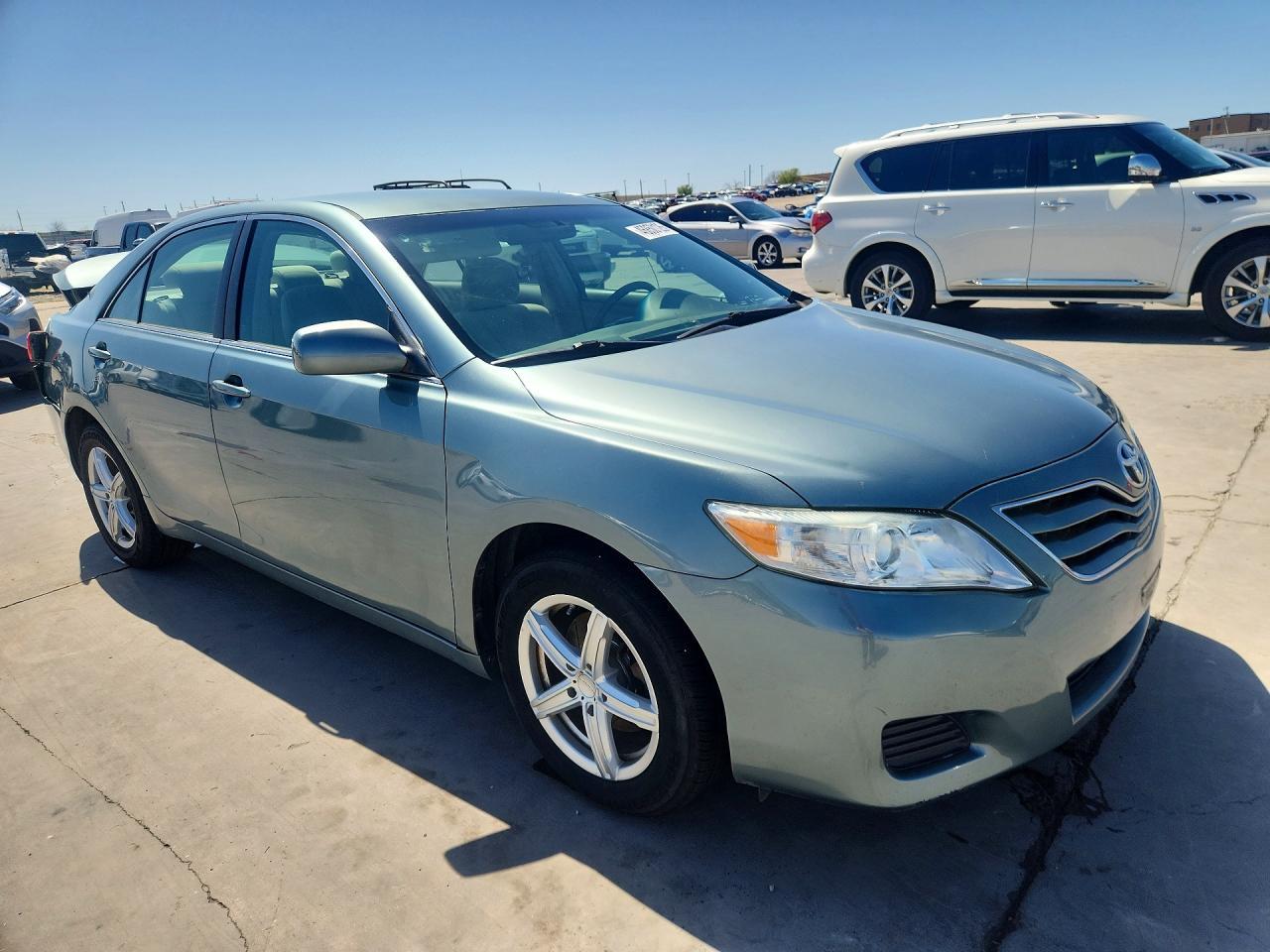 2011 TOYOTA CAMRY