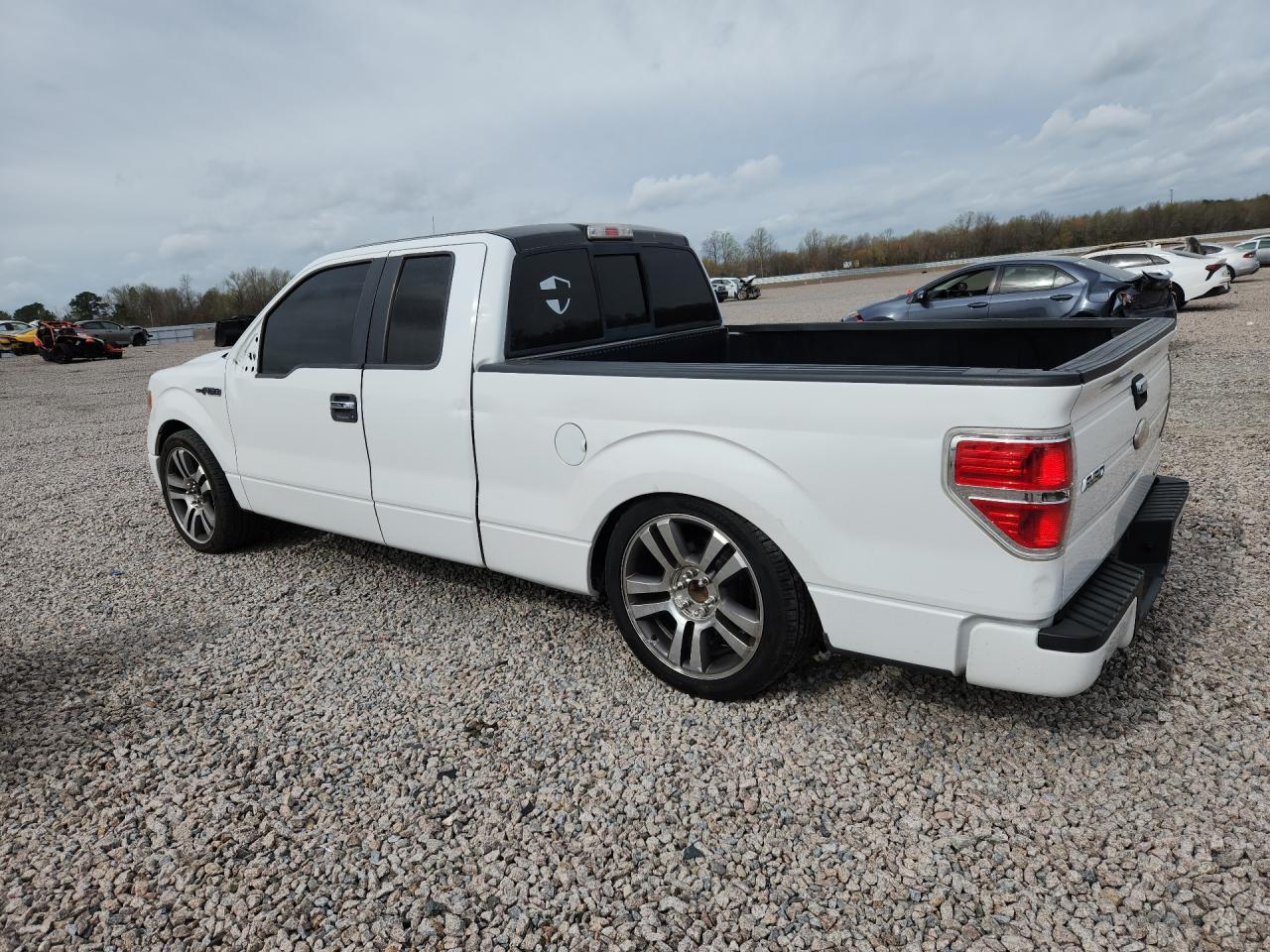2011 FORD F-150