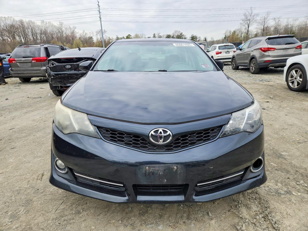 2014 TOYOTA CAMRY