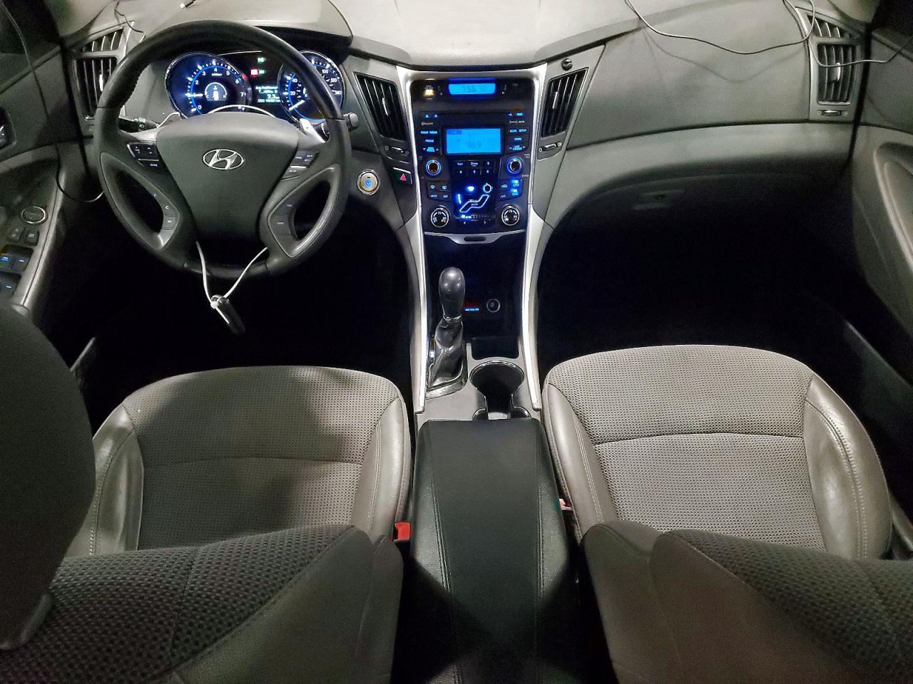 2013 HYUNDAI SONATA
