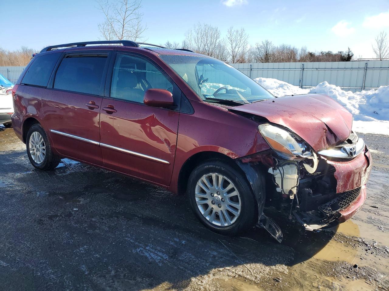 2007 TOYOTA SIENNA