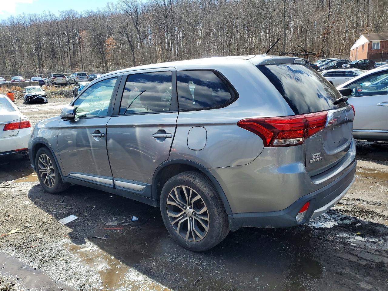 2016 MITSUBISHI outlander
