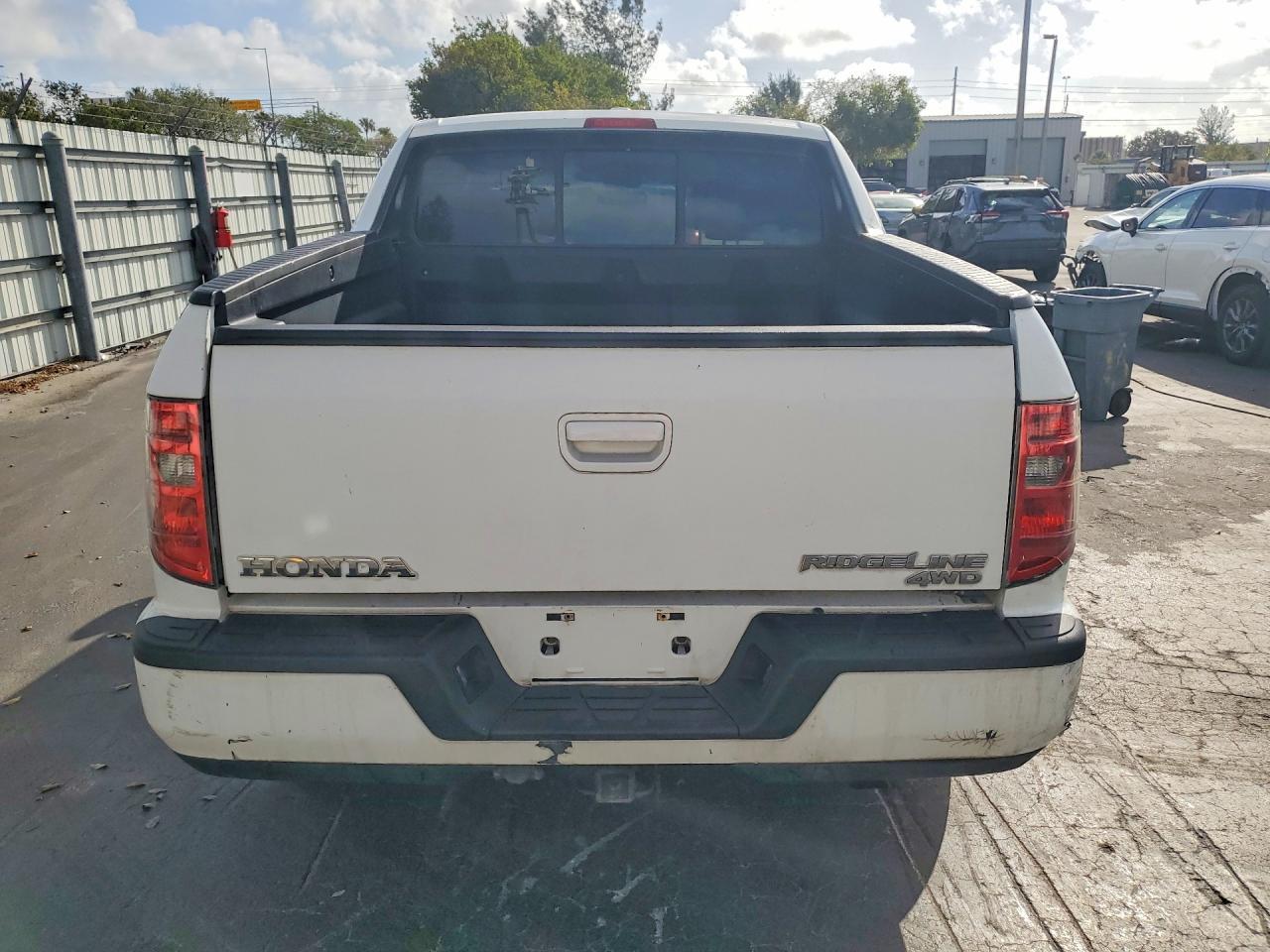 2011 HONDA Ridgeline
