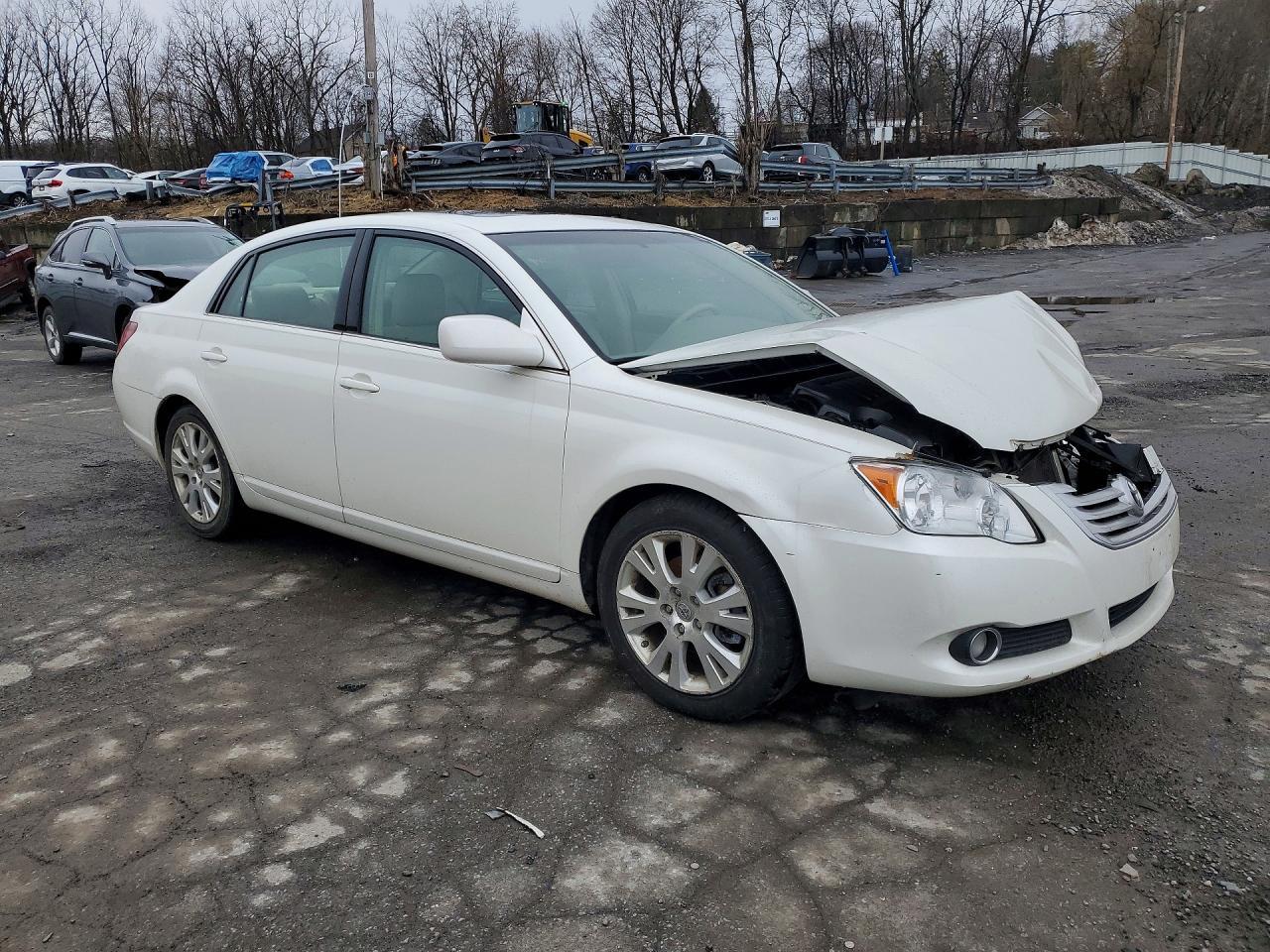 2009 TOYOTA Avalon