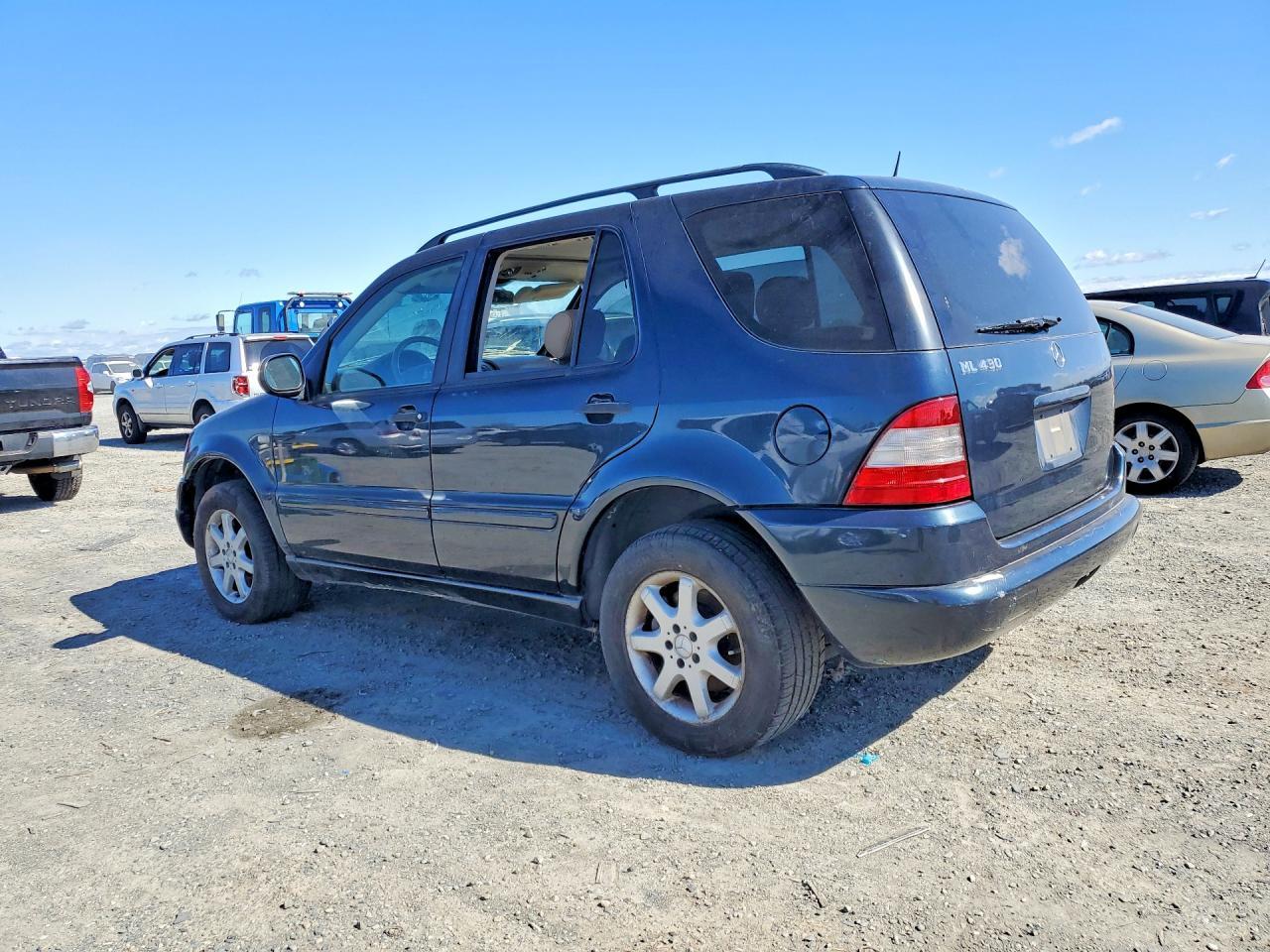 2001 MERCEDES-BENZ ML-Class
