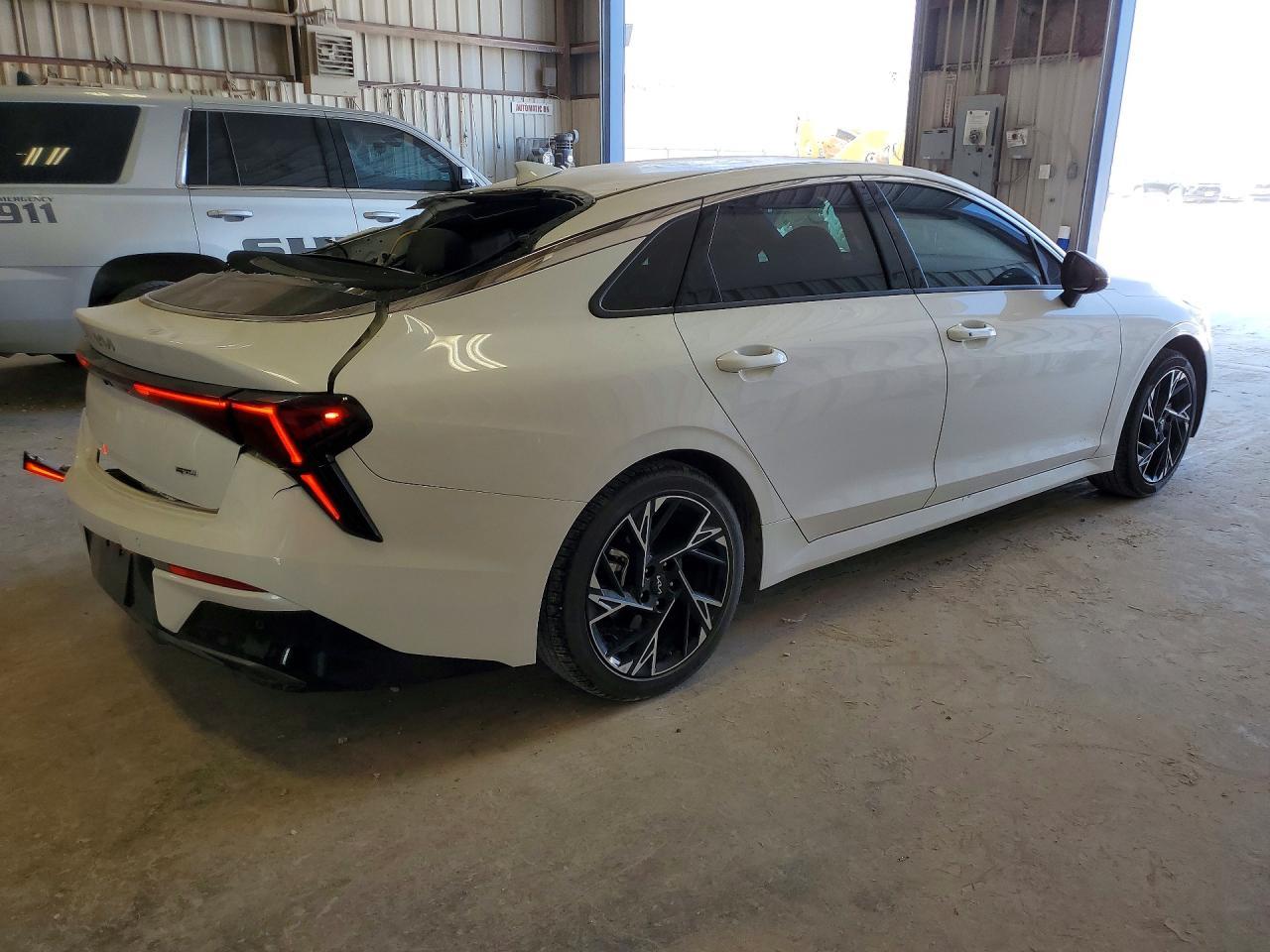 2025 KIA K5