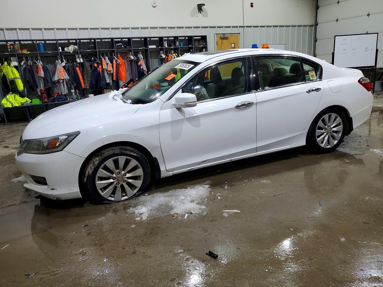 2015 HONDA ACCORD