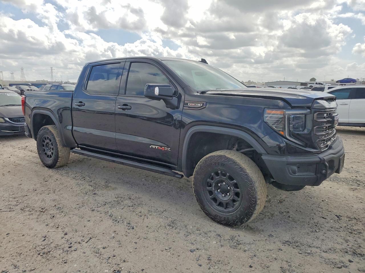 2024 GMC Sierra