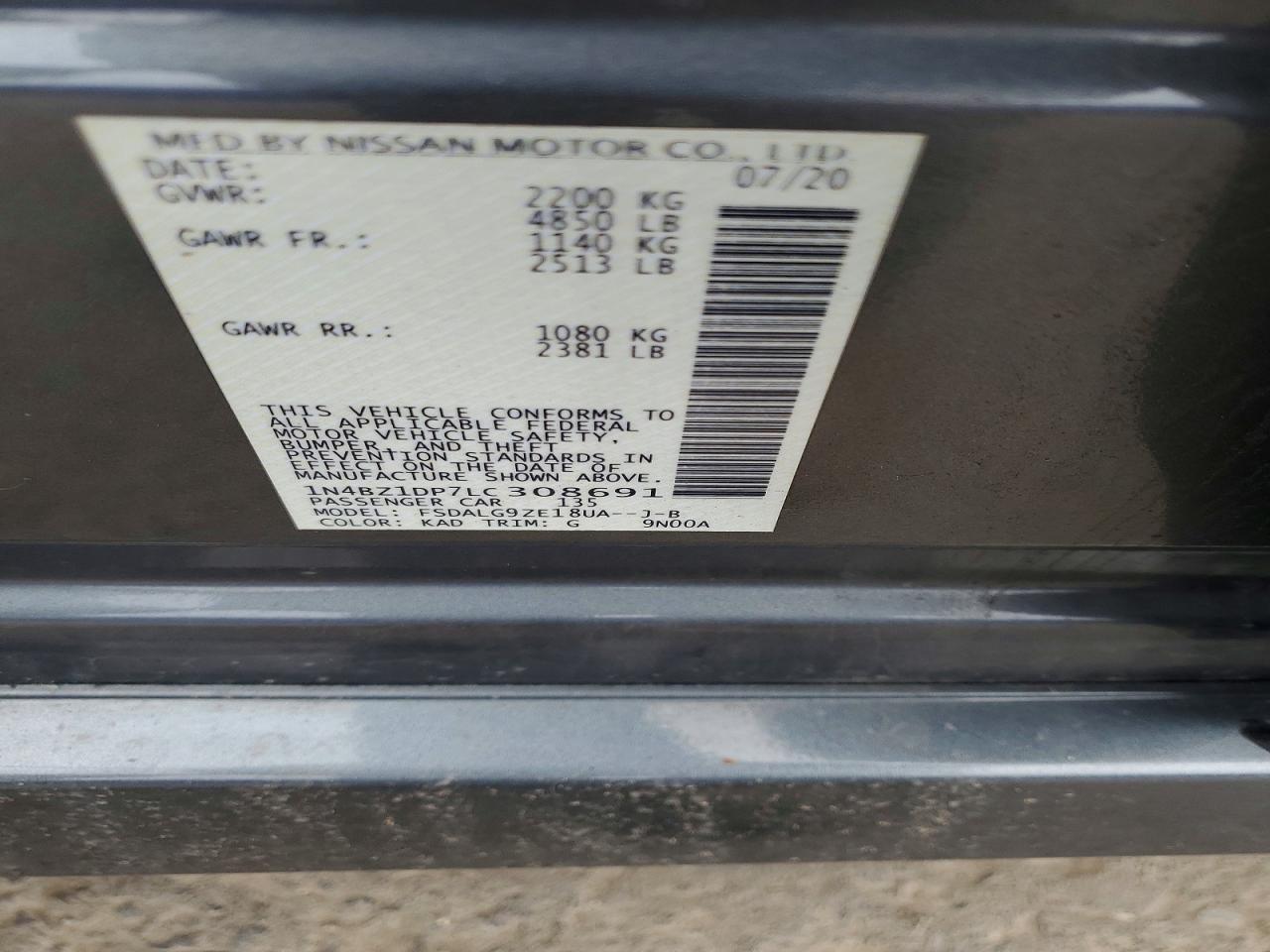 2020 NISSAN LEAF
