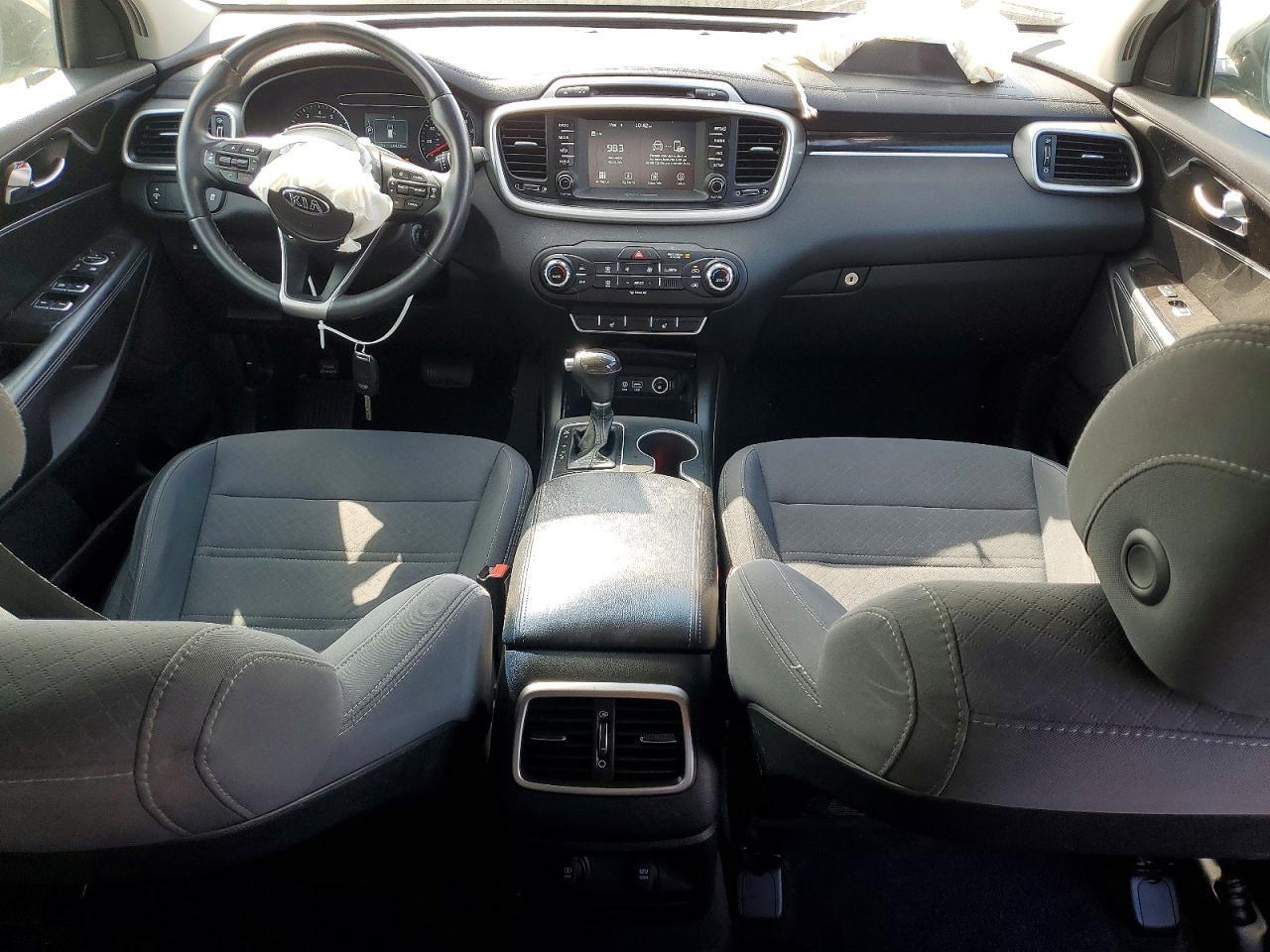 2017 KIA SORENTO