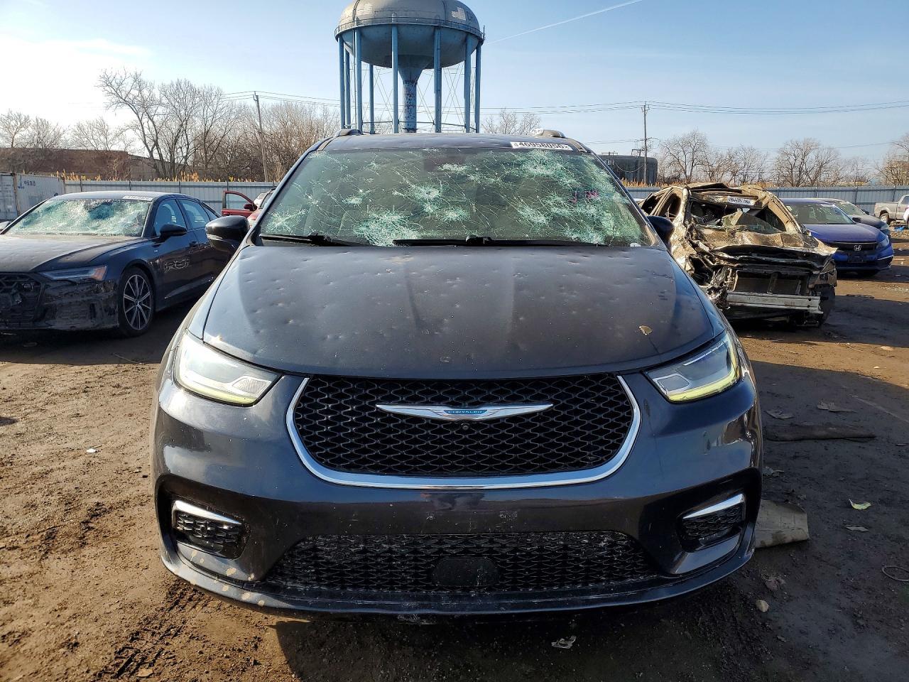 2021 CHRYSLER Pacifica
