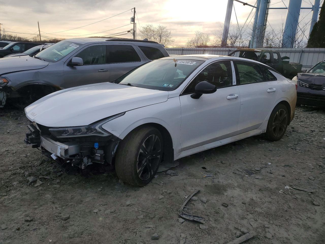 2023 KIA K5