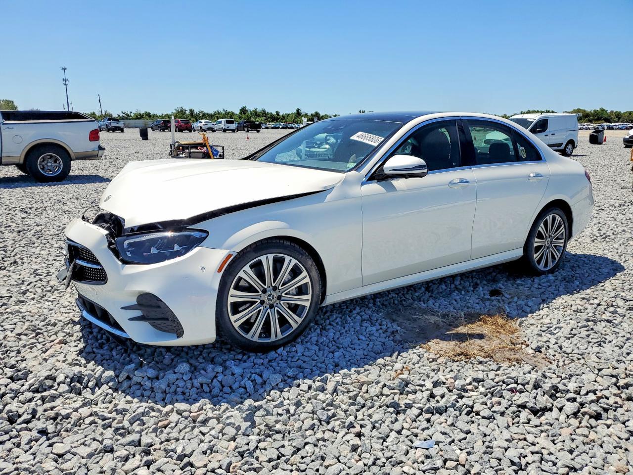 2022 MERCEDES-BENZ E-Class