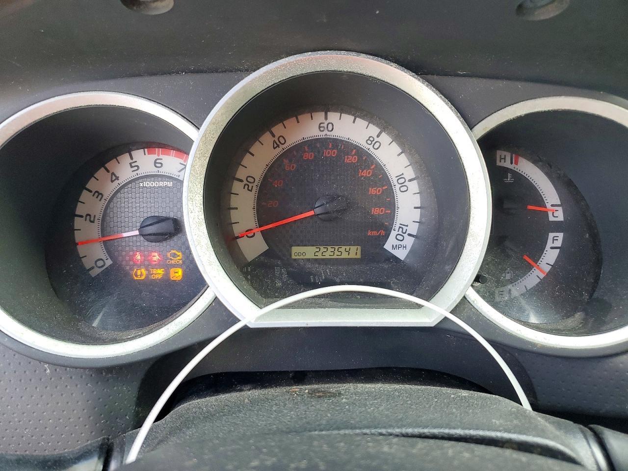 2015 TOYOTA TACOMA
