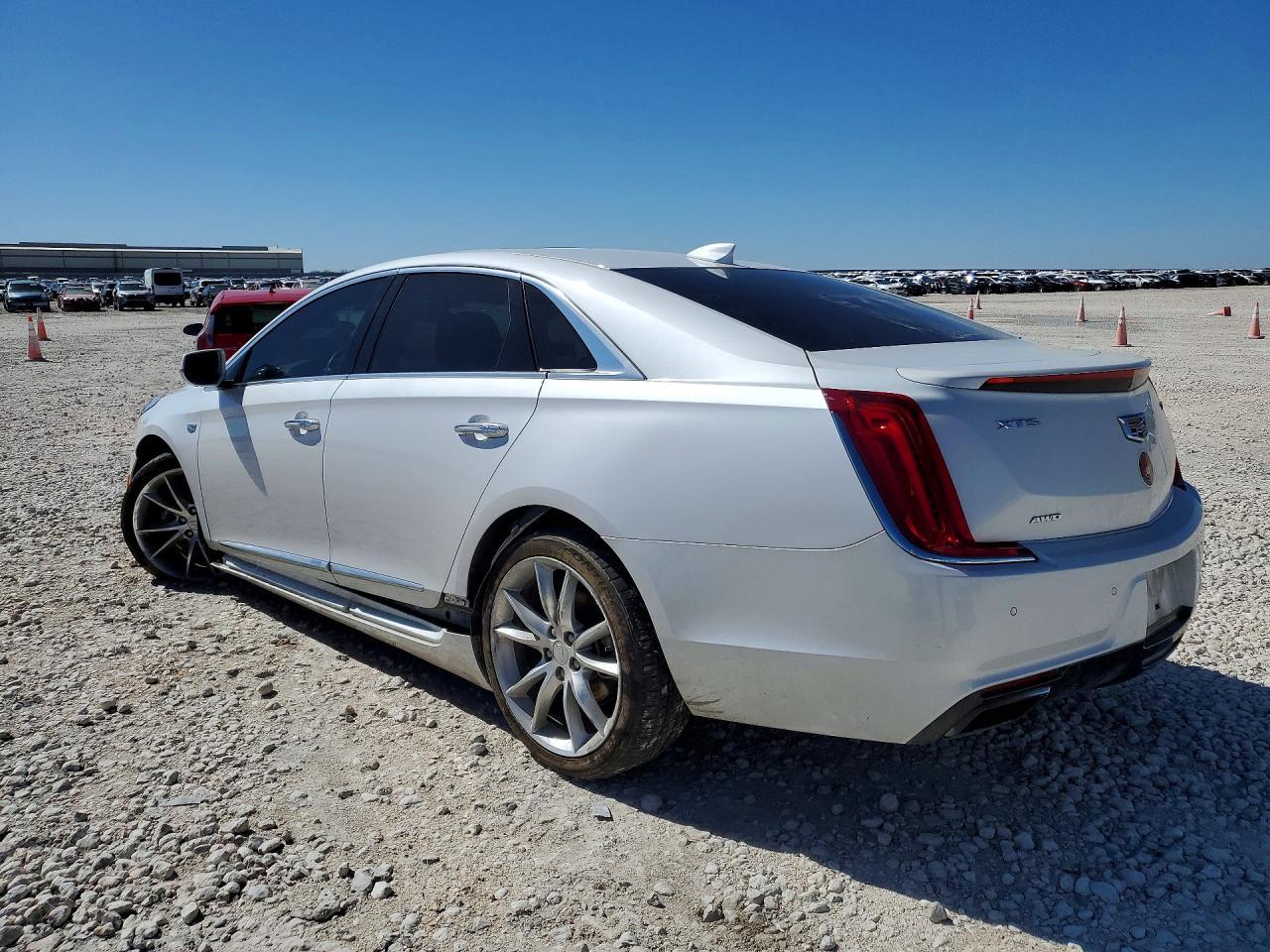 2018 CADILLAC XTS