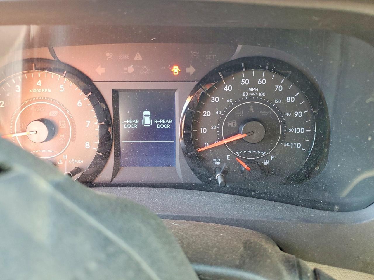 2015 TOYOTA SIENNA