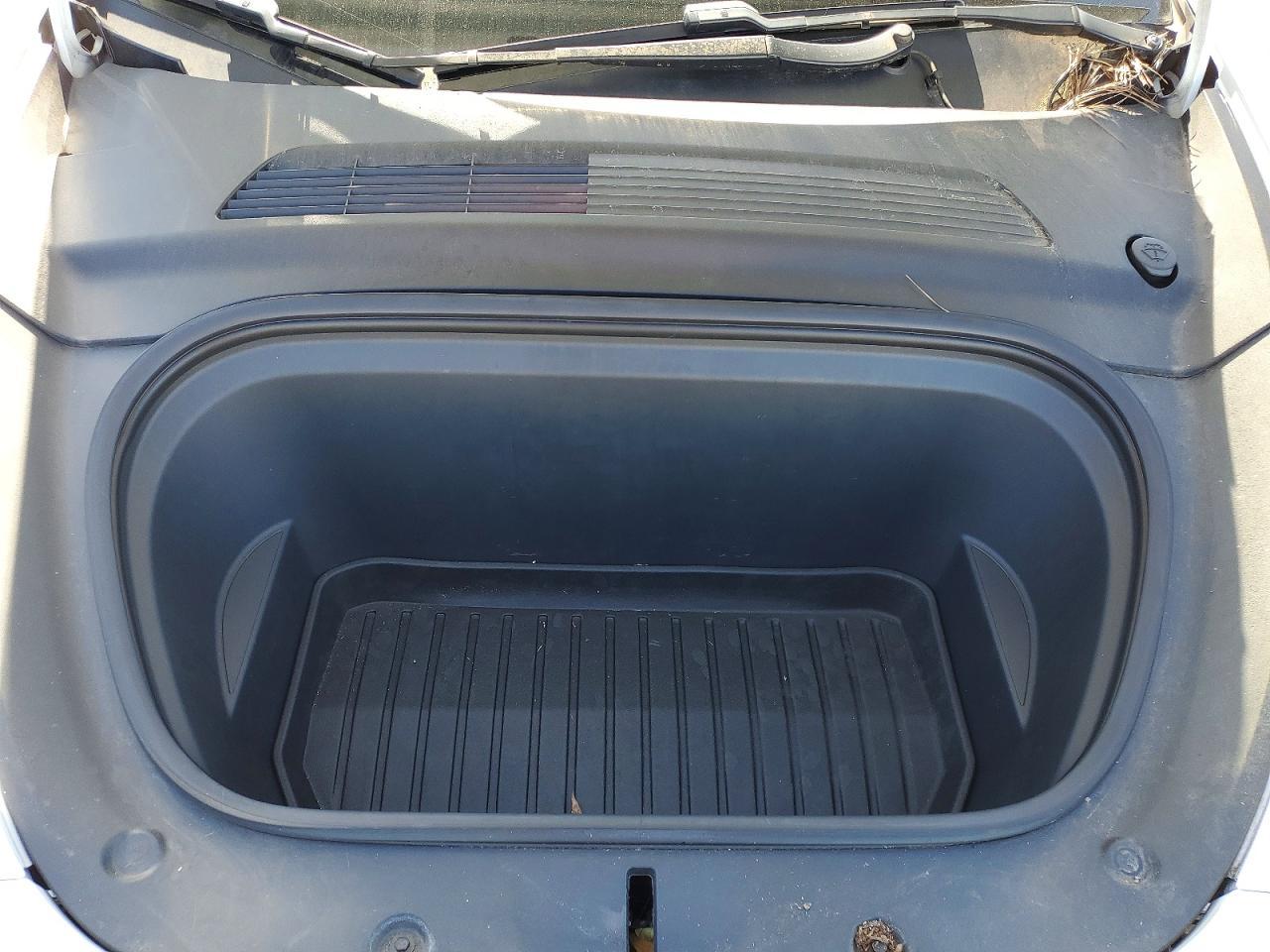 2020 TESLA MODEL Y