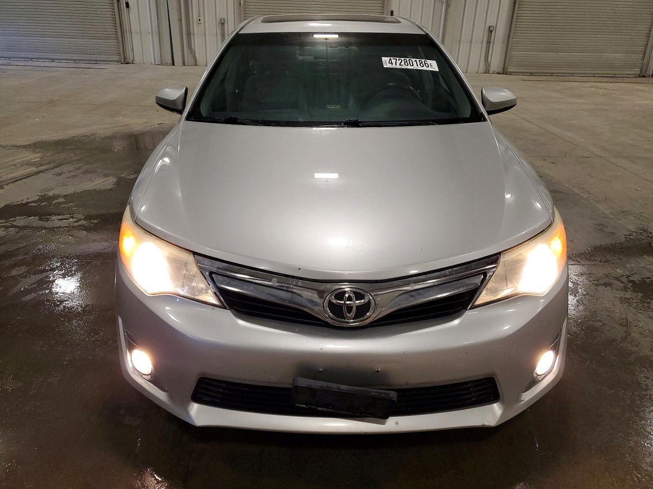 2014 TOYOTA CAMRY
