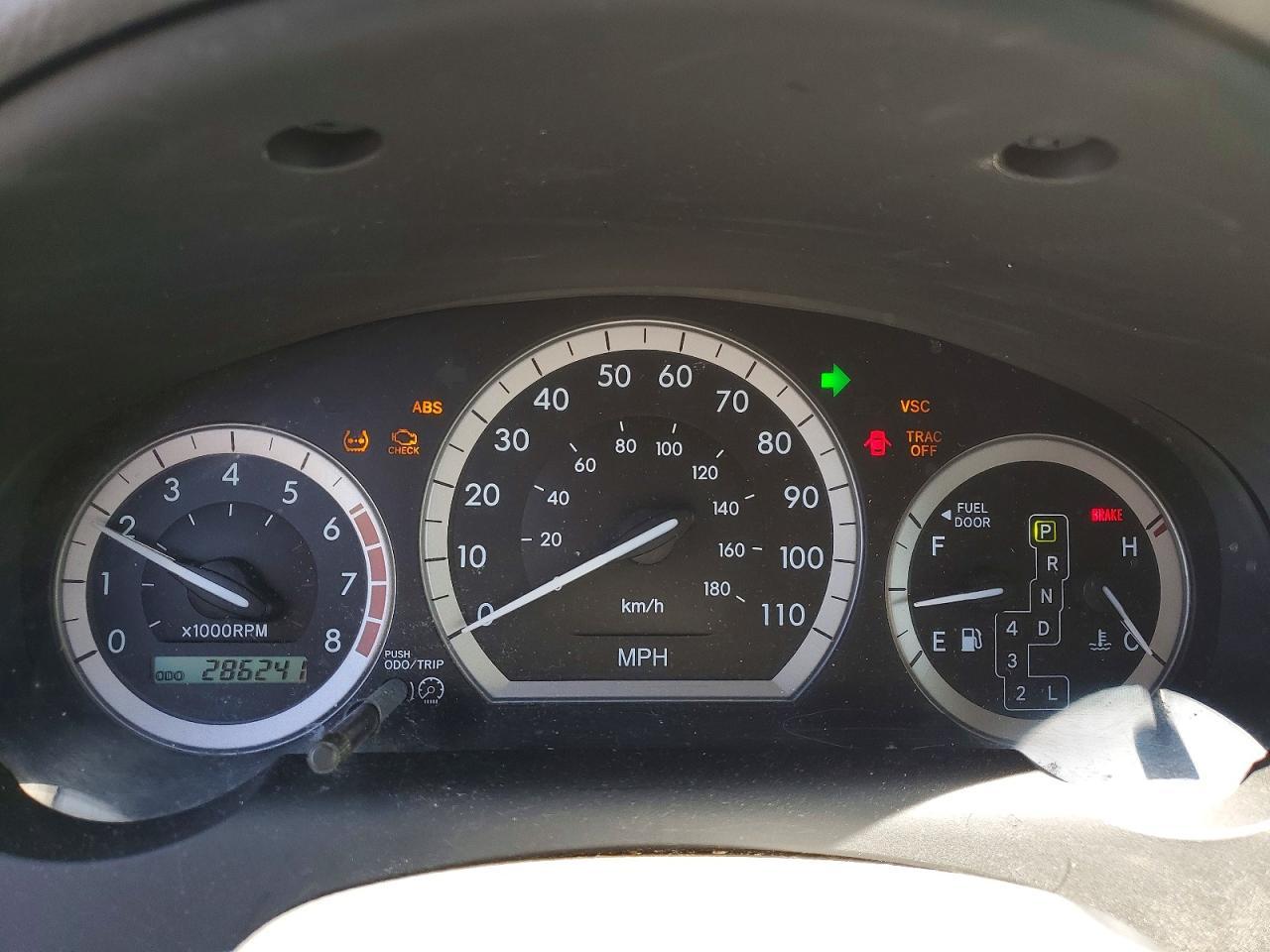 2005 TOYOTA SIENNA