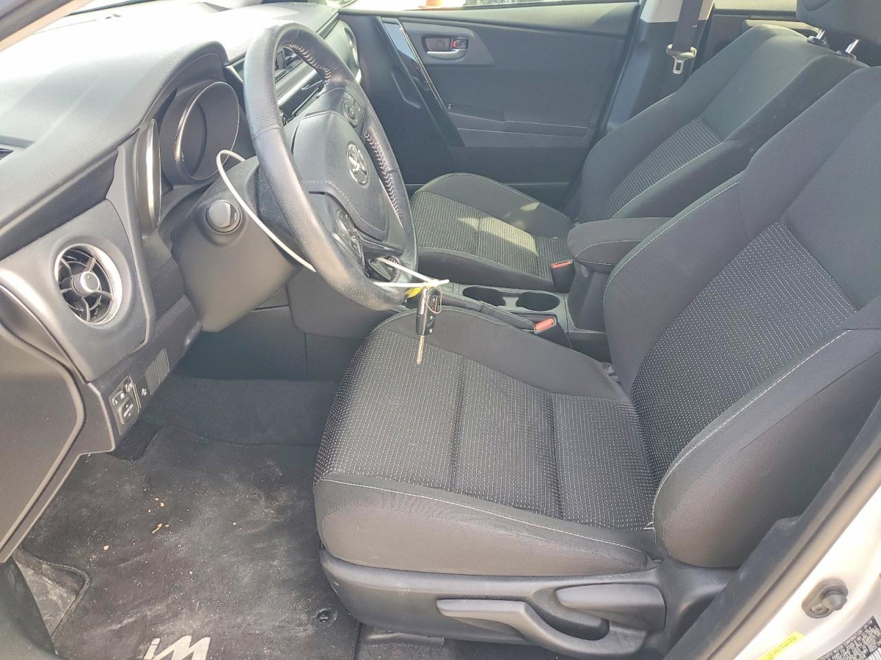 2018 TOYOTA COROLLA