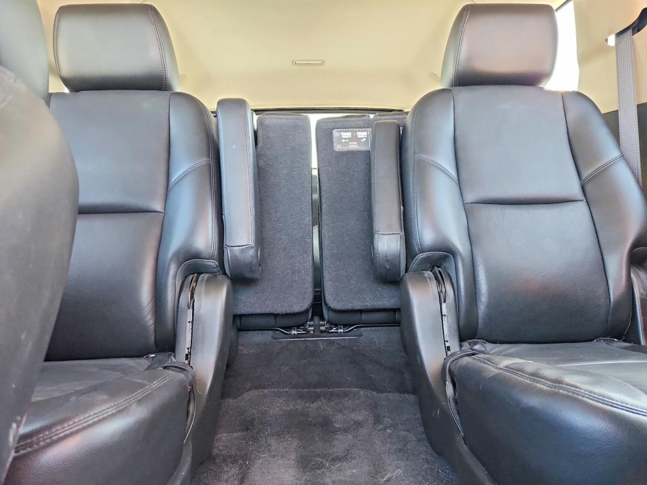 2013 CHEVROLET Suburban