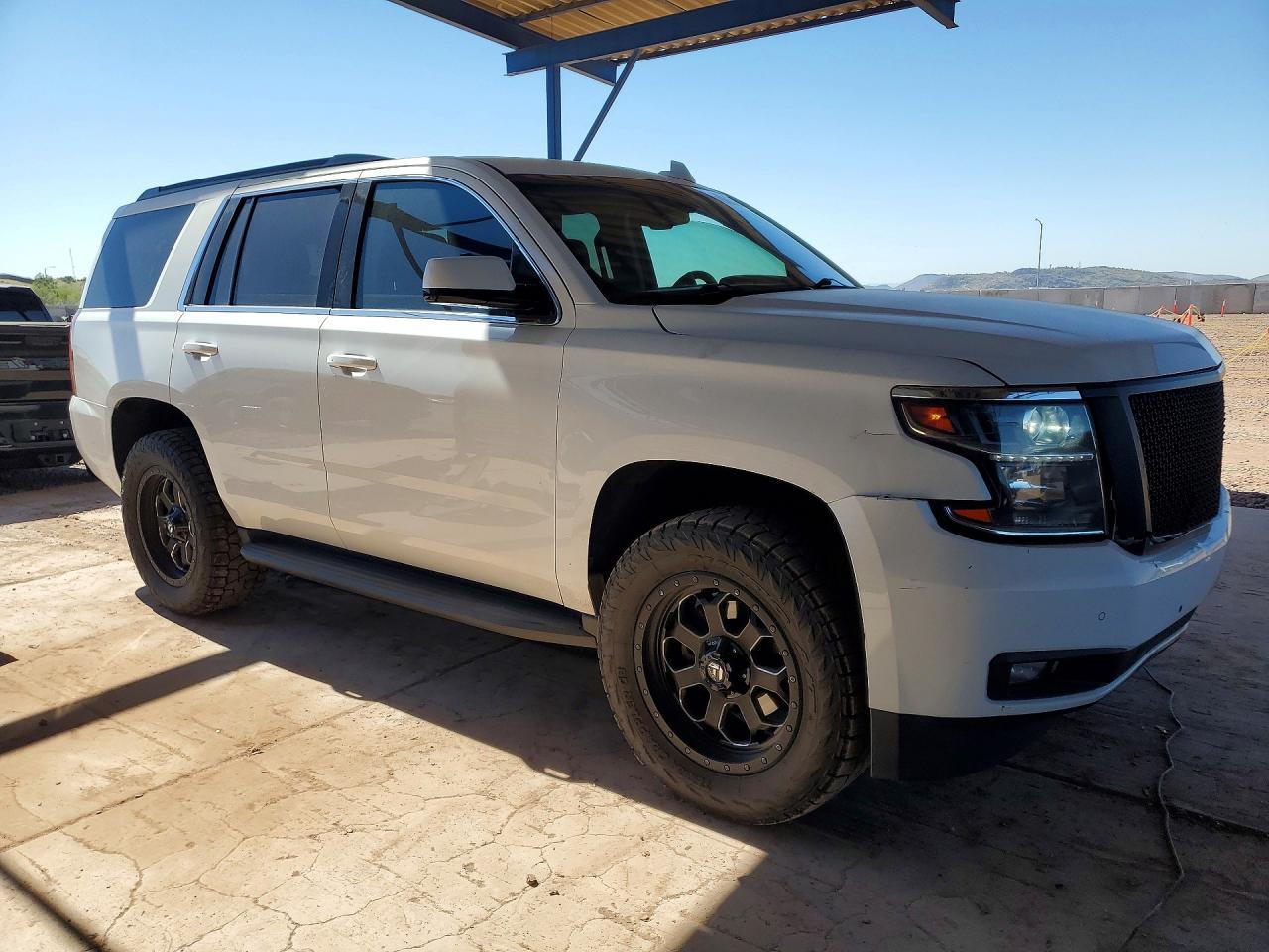 2017 CHEVROLET Tahoe
