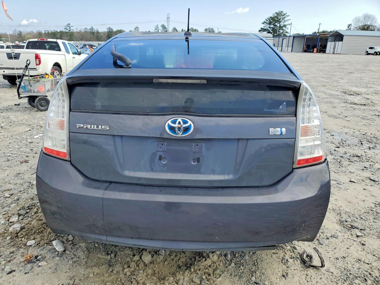 2011 TOYOTA PRIUS