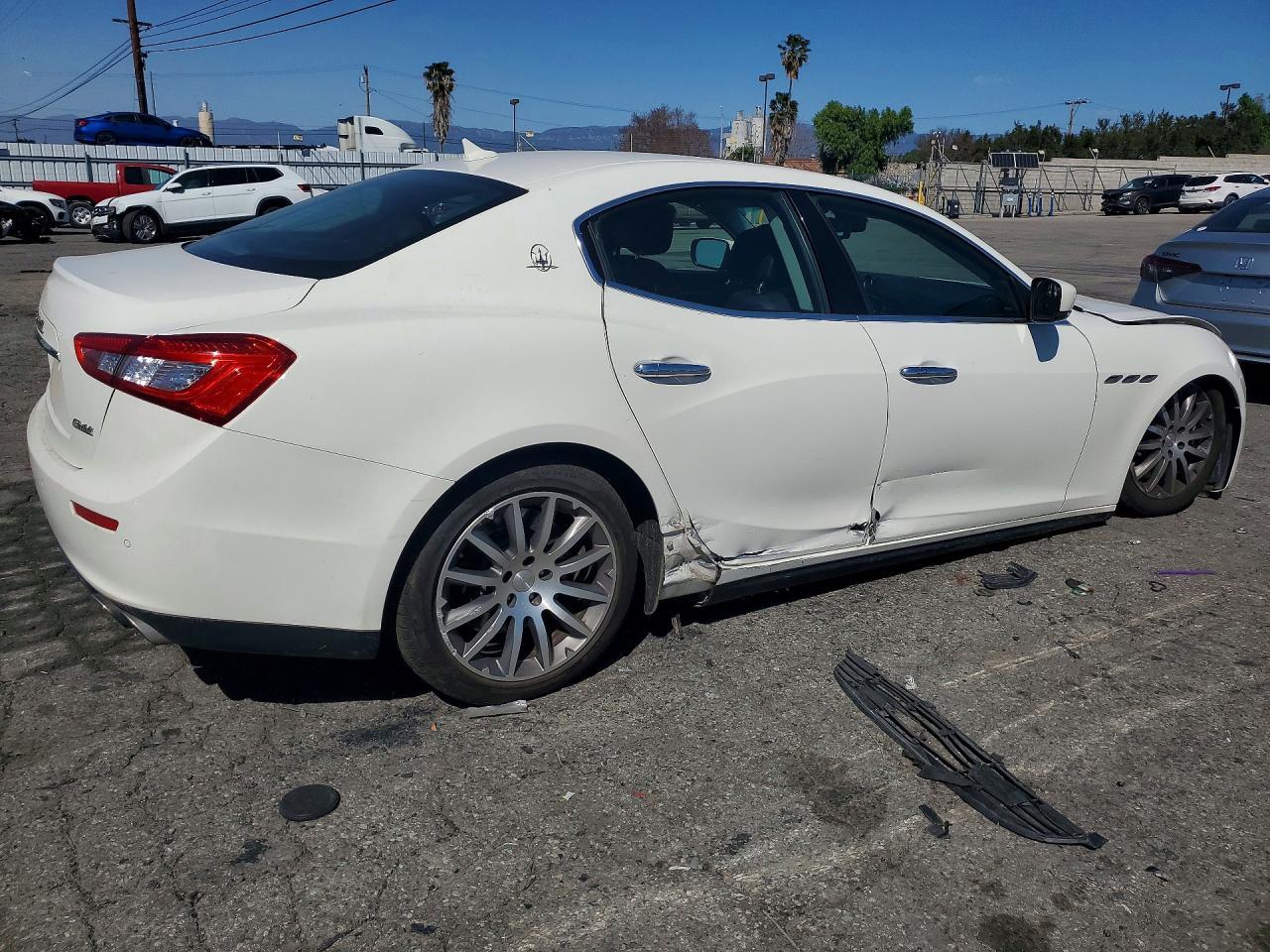 2014 MASERATI Ghibli