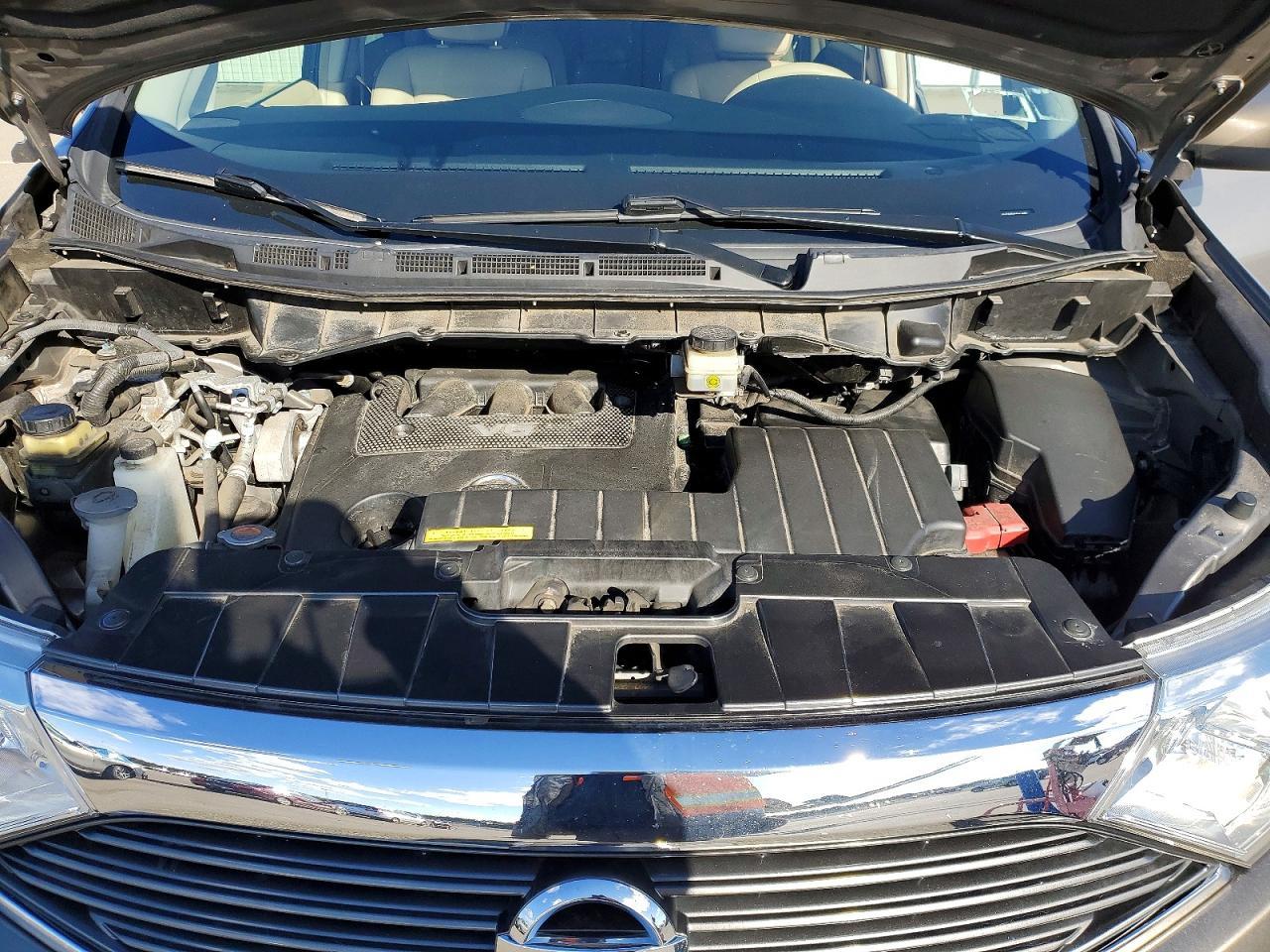 2016 NISSAN Quest