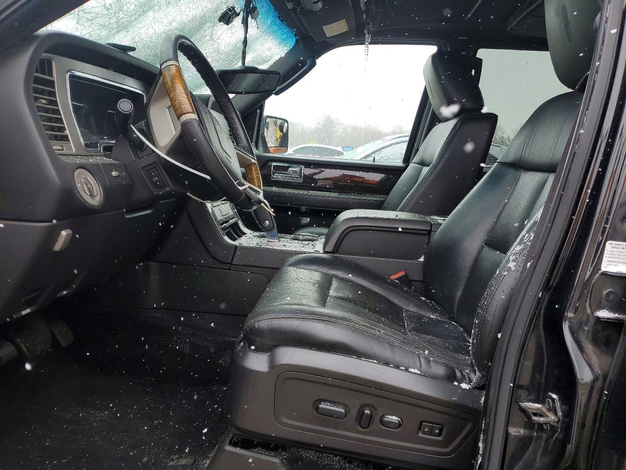 2010 LINCOLN Navigator