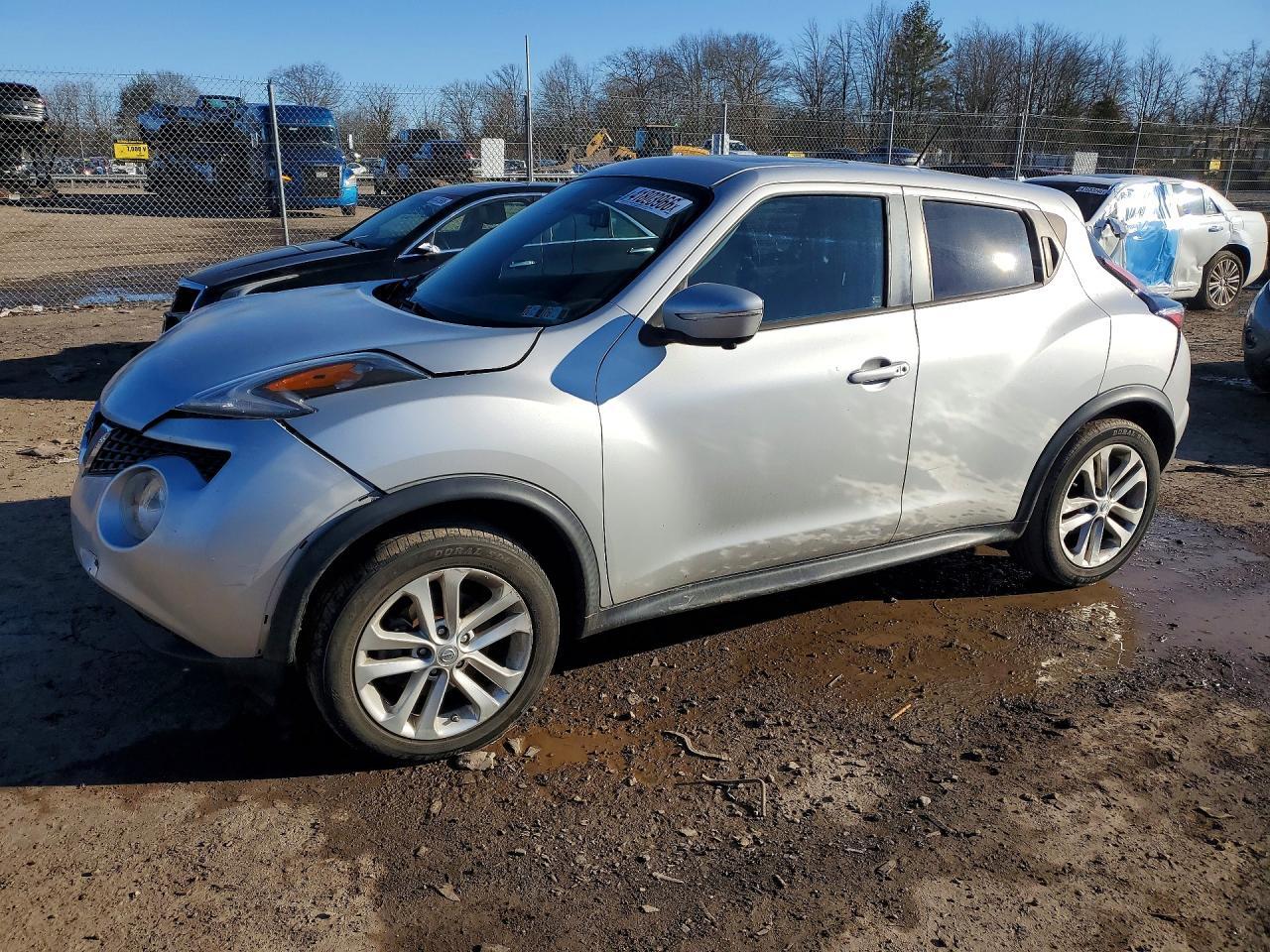 2015 NISSAN Juke