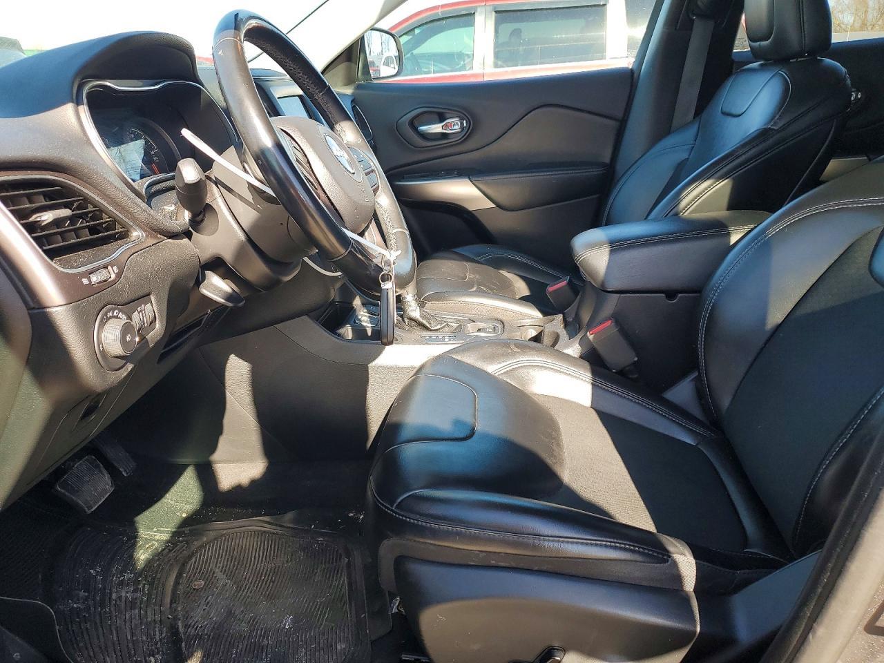 2019 JEEP CHEROKEE