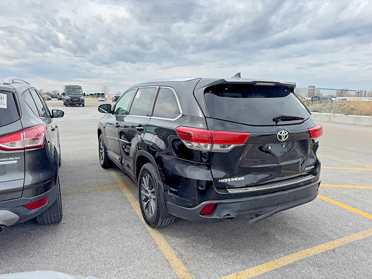 2019 TOYOTA HIGHLANDER
