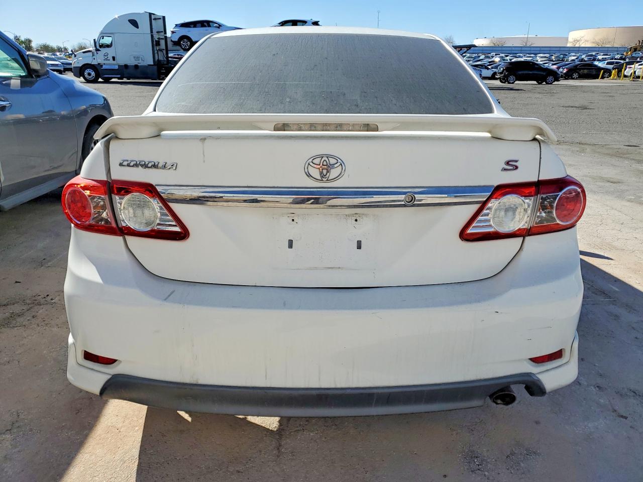 2011 TOYOTA COROLLA