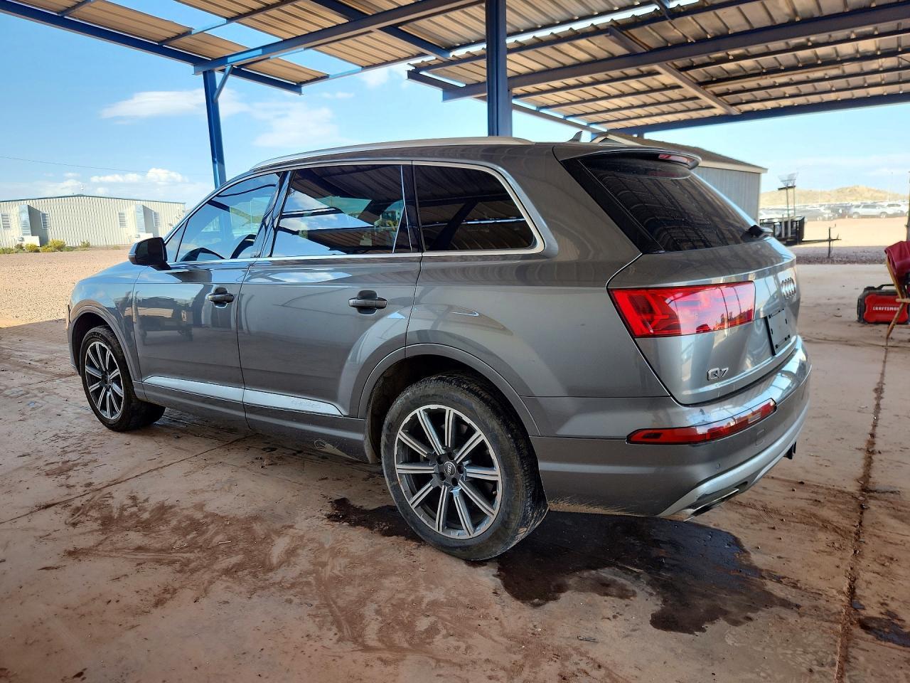 2017 AUDI Q7