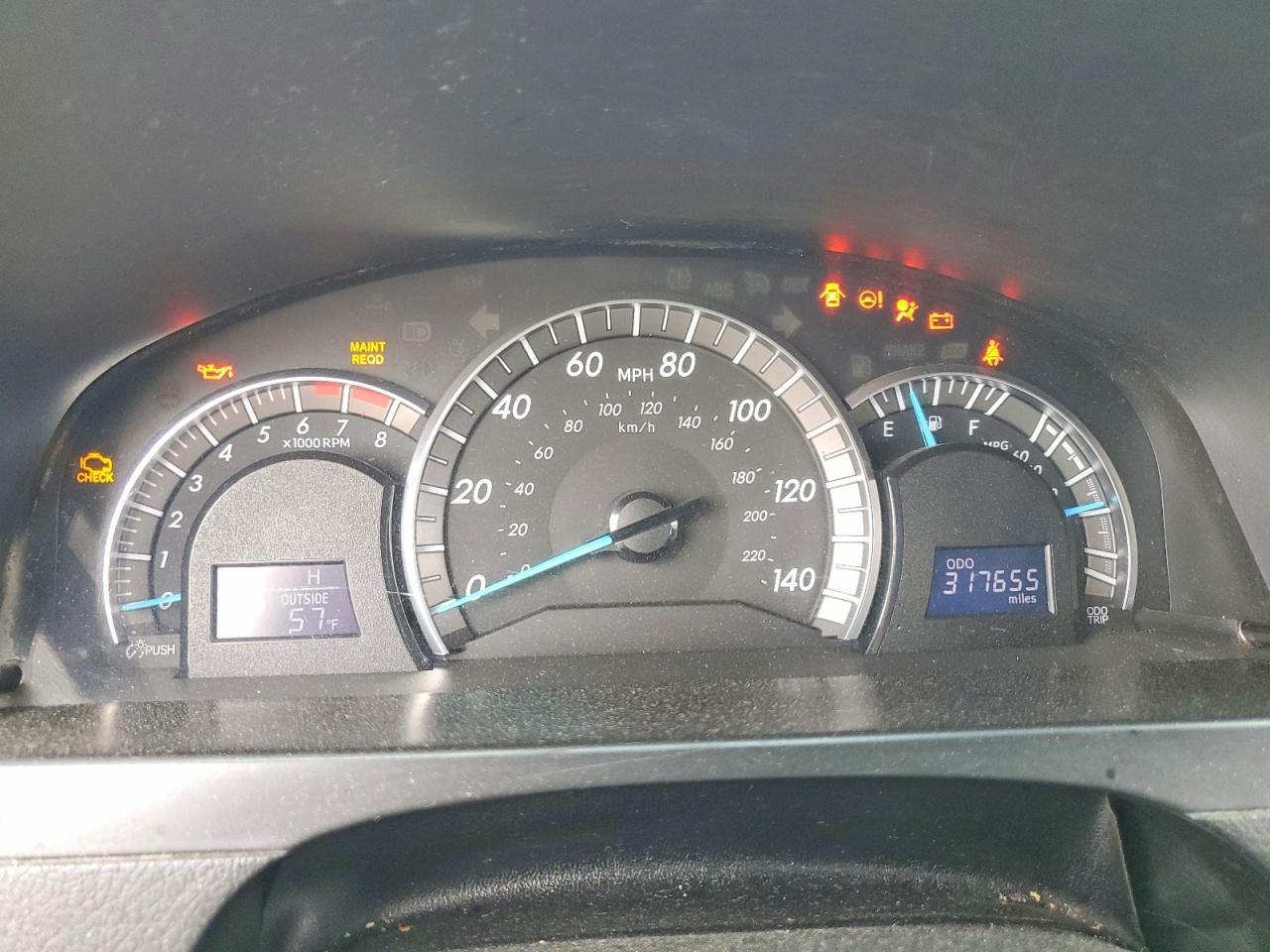 2014 TOYOTA CAMRY