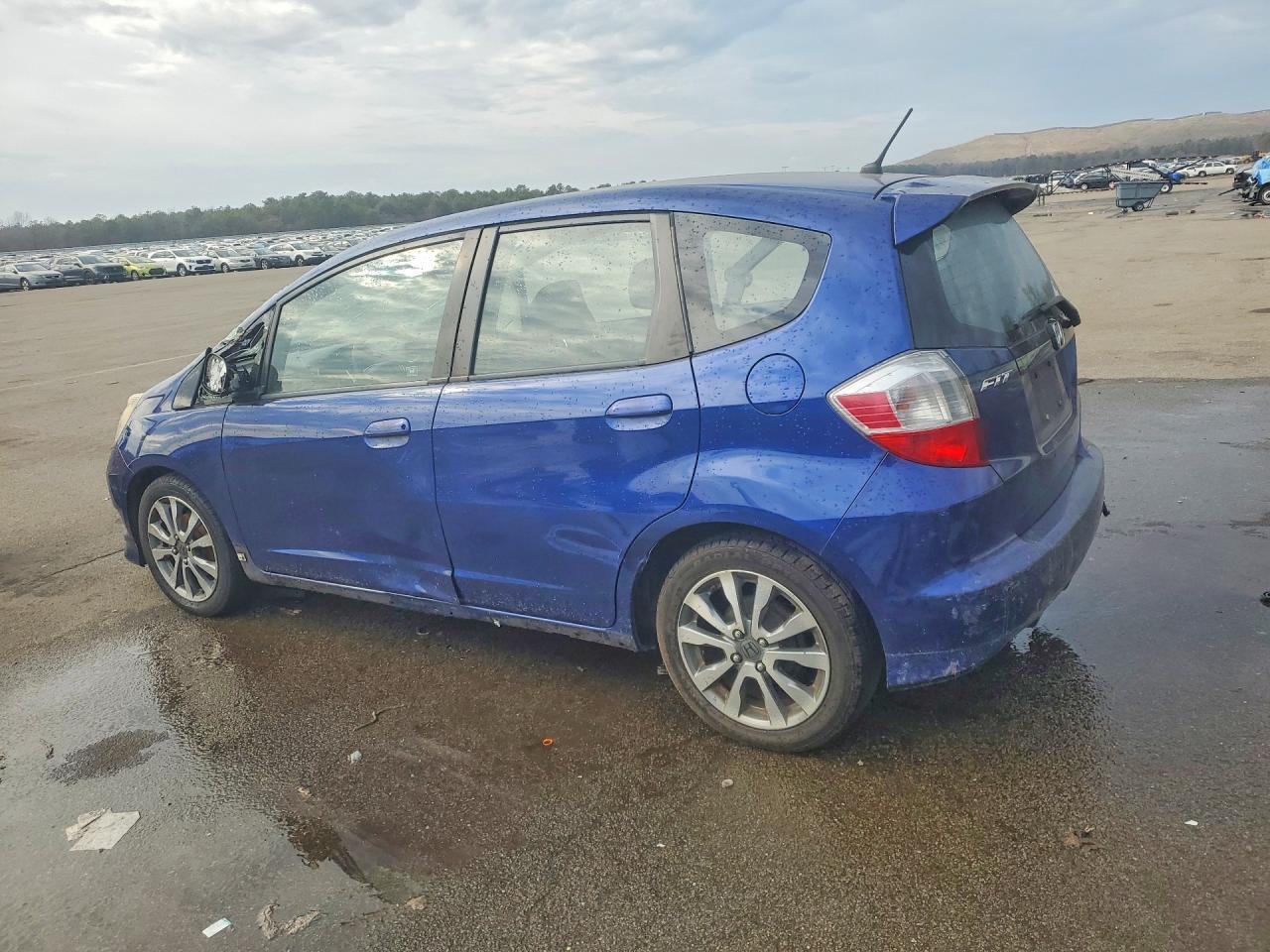 2013 HONDA FIT