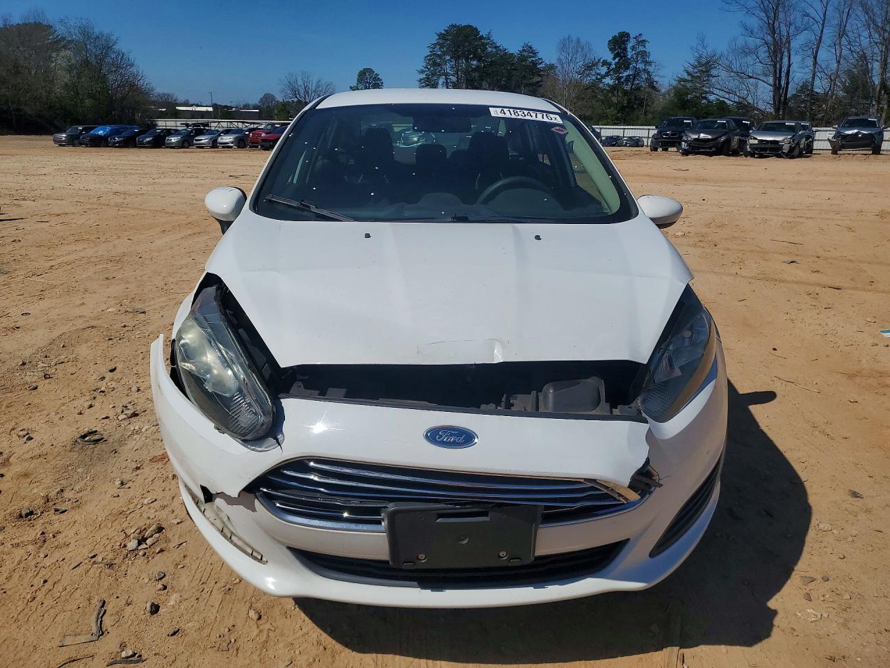 2016 FORD Fiesta